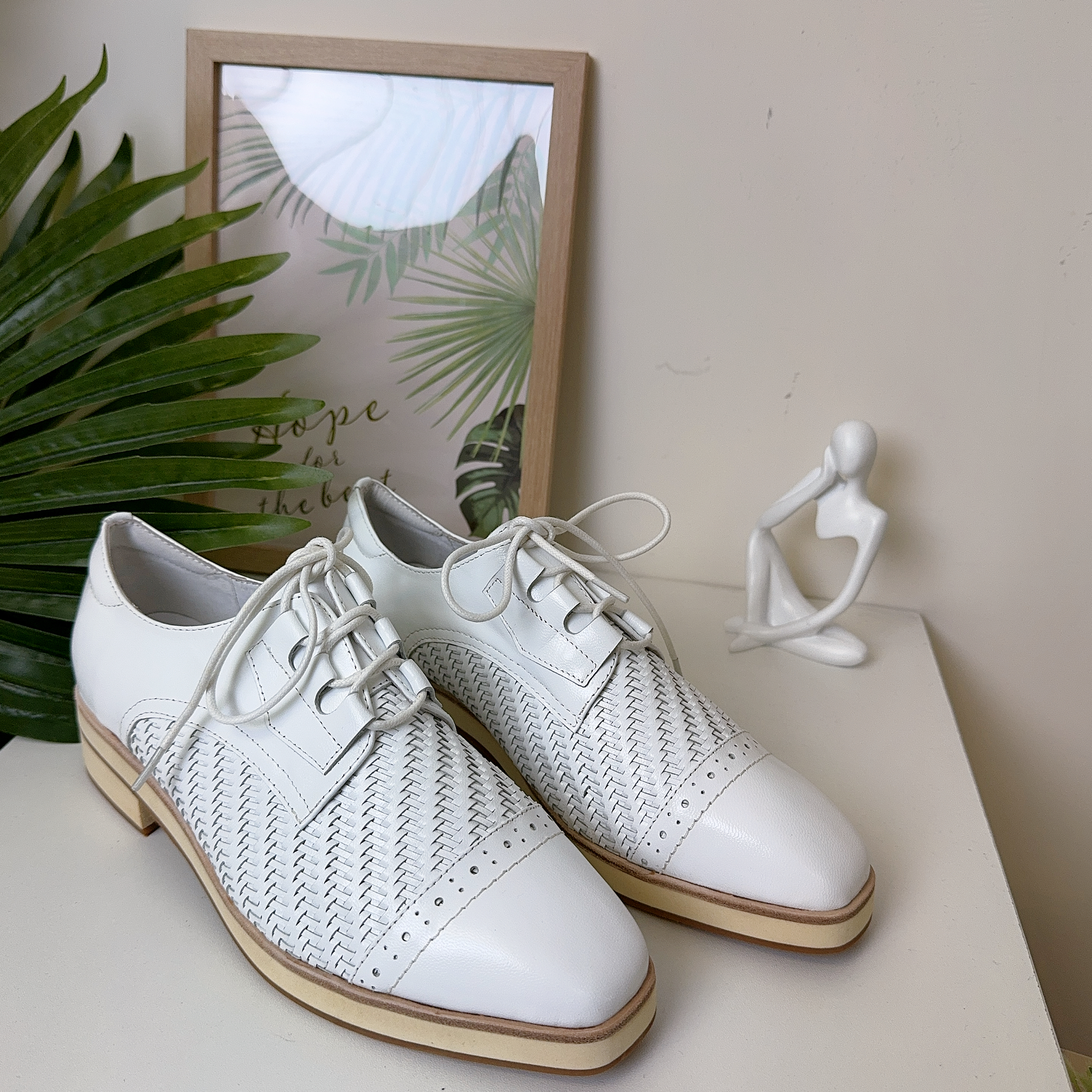 (G) 意大利羊皮通花編織小方頭鞋 (後高1.5吋) (正常碼 ）728-C12 #2803