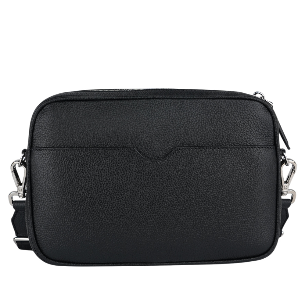 【FENDI】Roma 縫線標誌紋理皮革相機包/斜背包(黑色) 7M0286 AMAC F0GXN