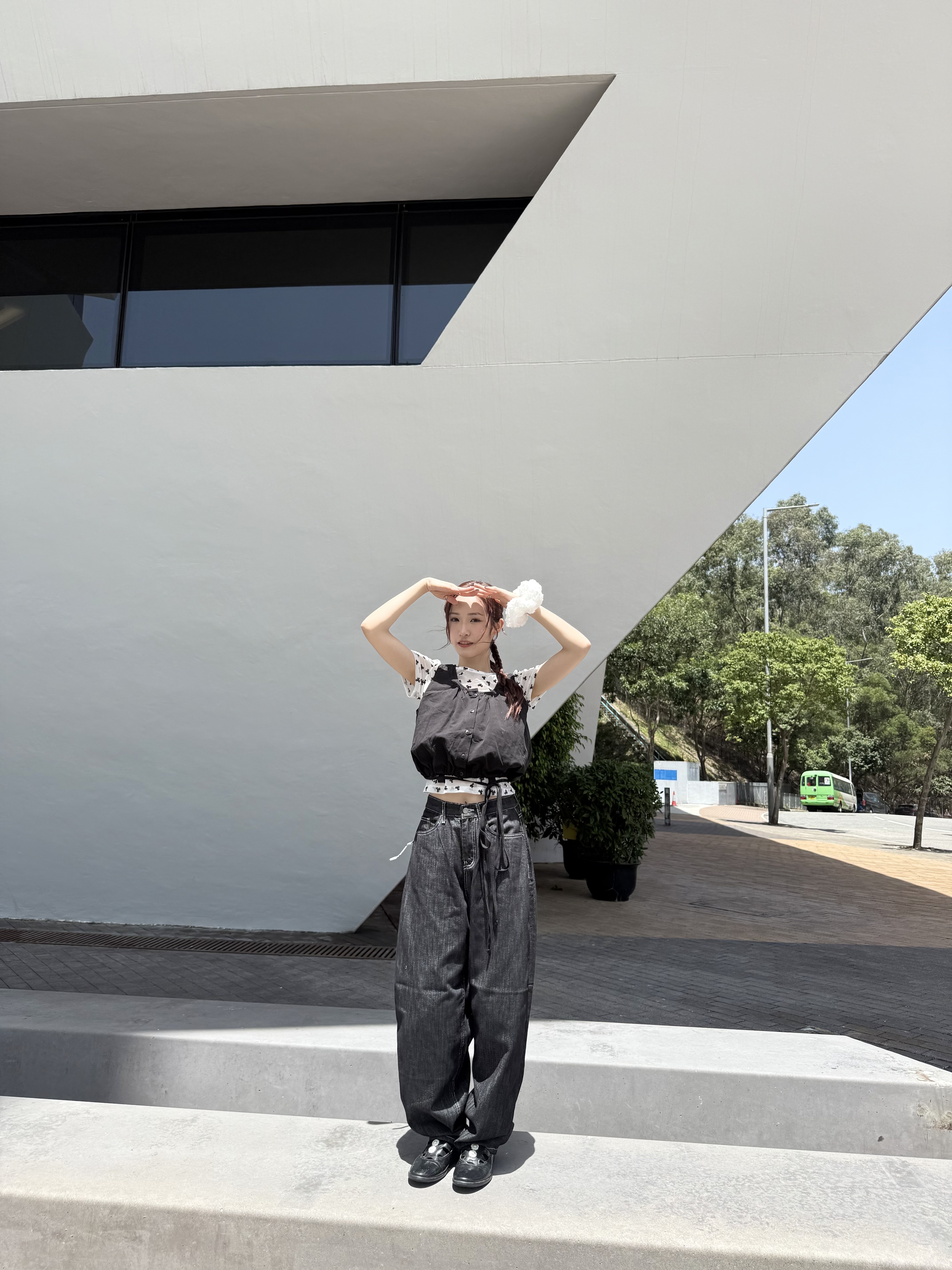 暗色系直身形闊褲