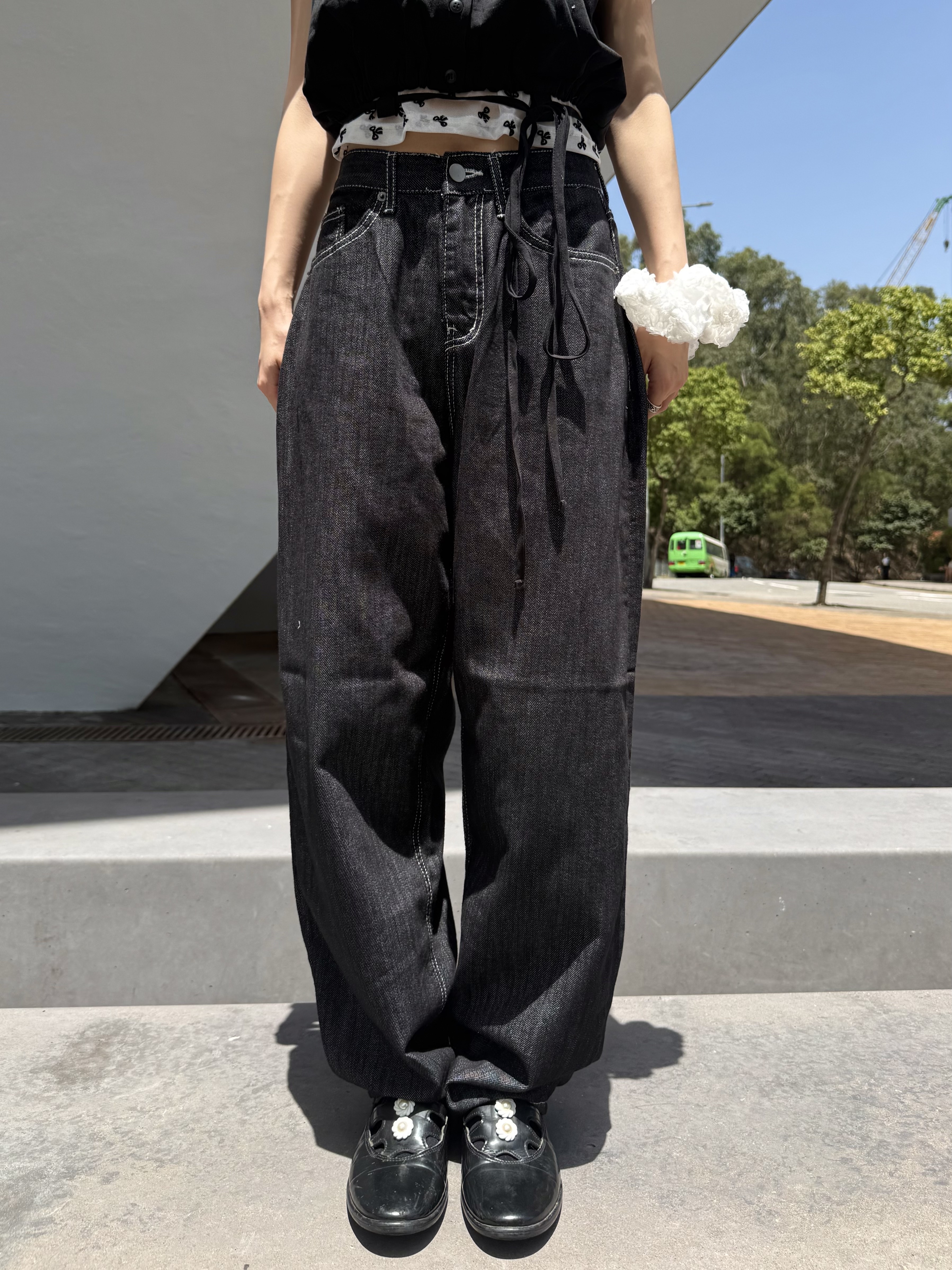 暗色系直身形闊褲