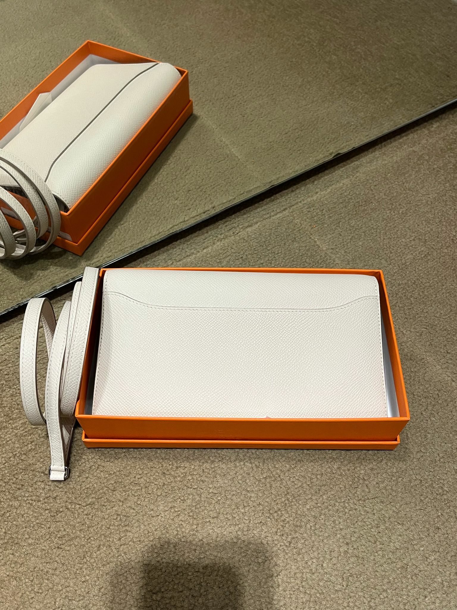 Constance to go 10 craie ck epsom Z （二手 99%new）