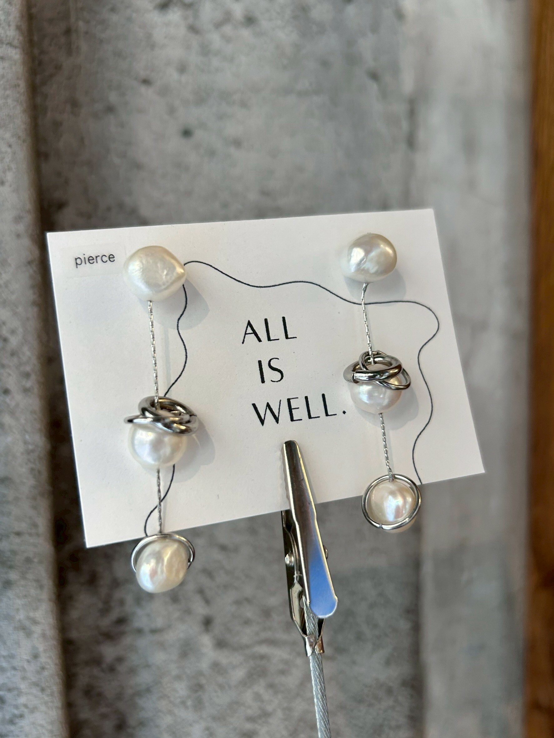 [ALL IS WELL.] space. | 耳針 | NO.14