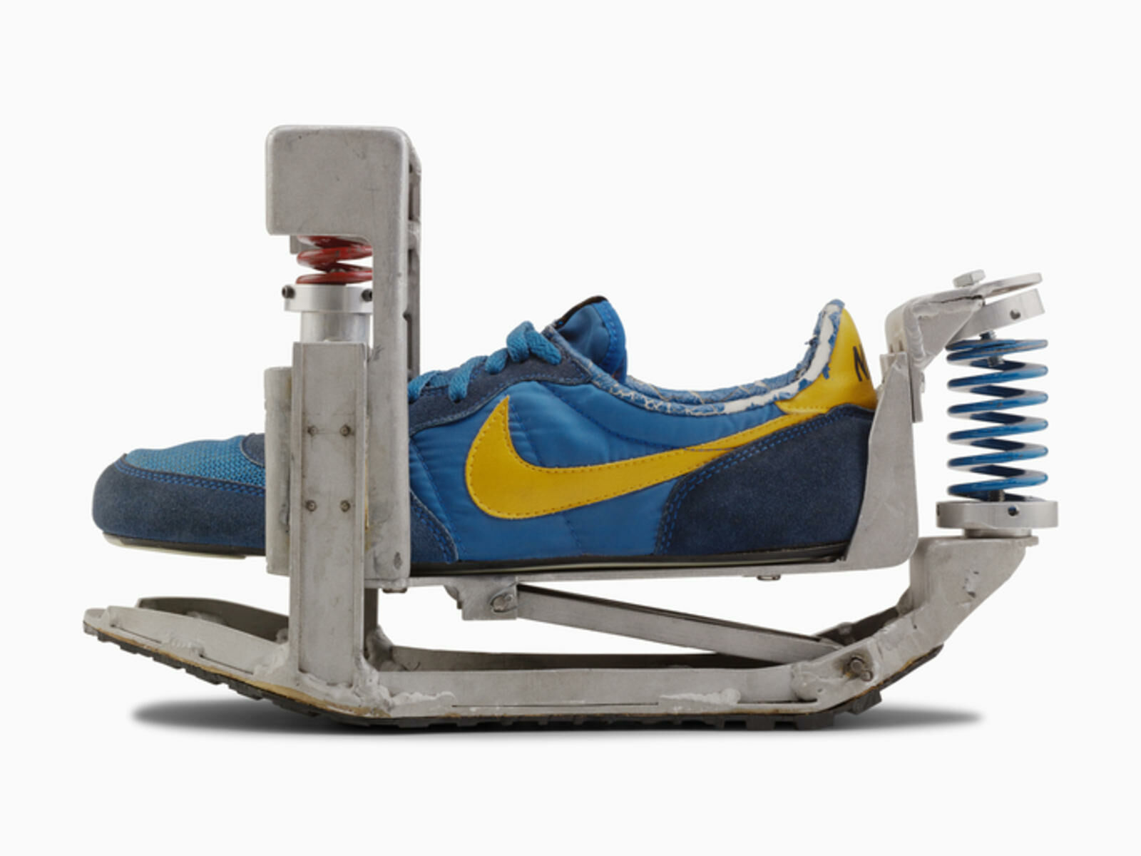 Nike Shox R4 彈簧鞋