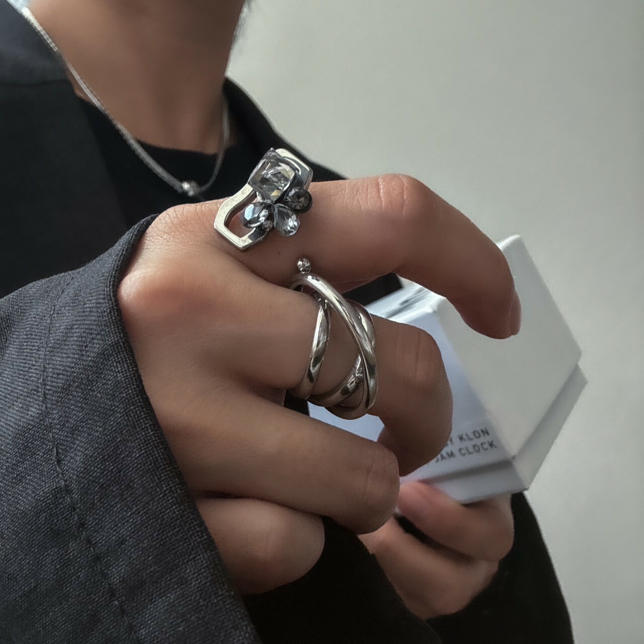 [ALL IS WELL.] sil. | NO.17