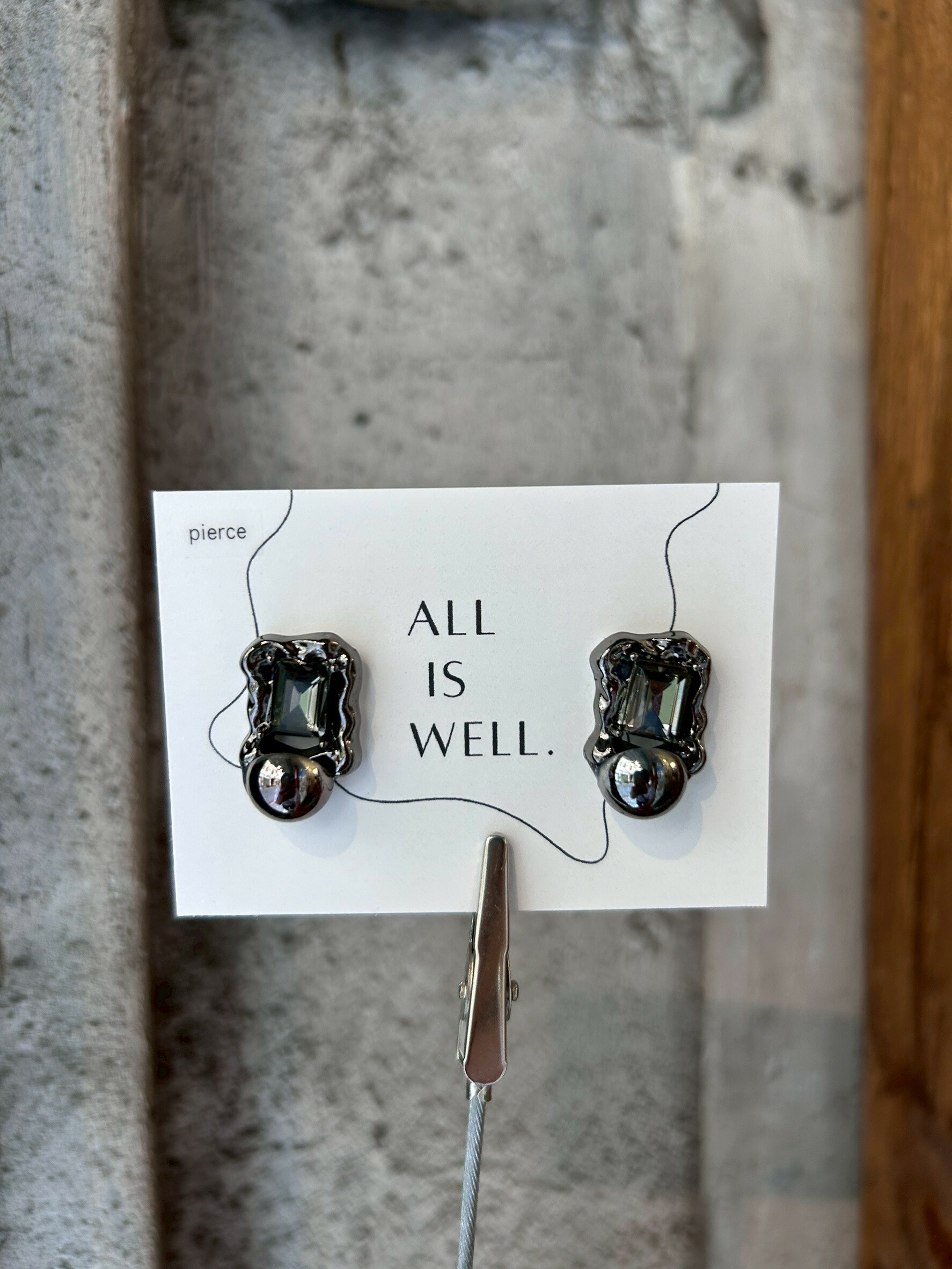 [ALL IS WELL.] mini. | 耳針 | NO.20