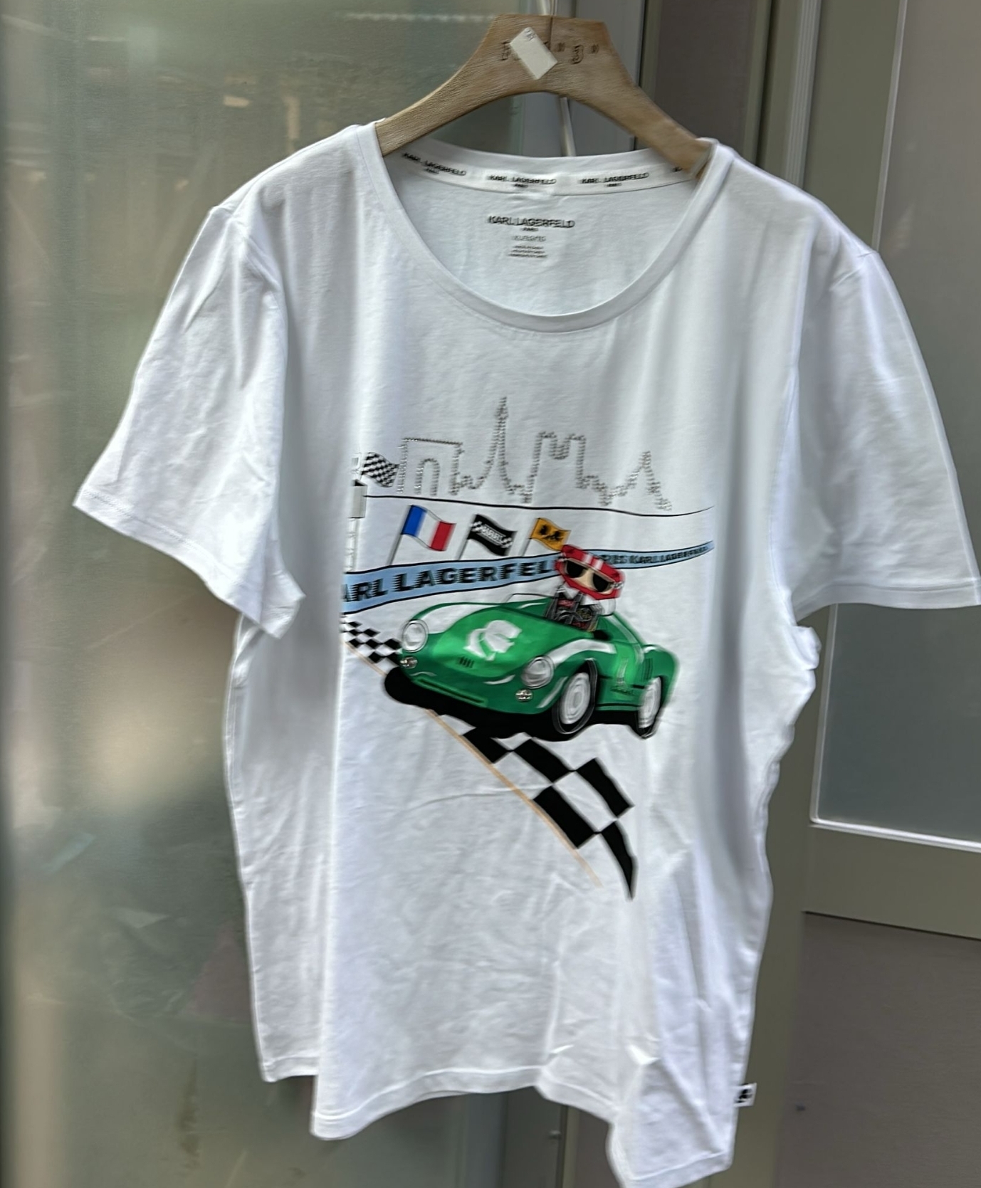 Cd4504**