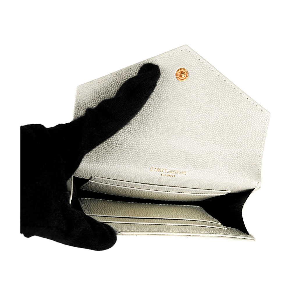 【YSL/Saint Laurent Paris】山形紋荔枝皮金字logo小卡/短夾(復古白) 414404 BOW01 9207