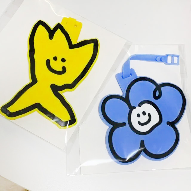 韓國 WACKY WILLY 小黃人/藍色小花 行李吊飾 行李吊牌