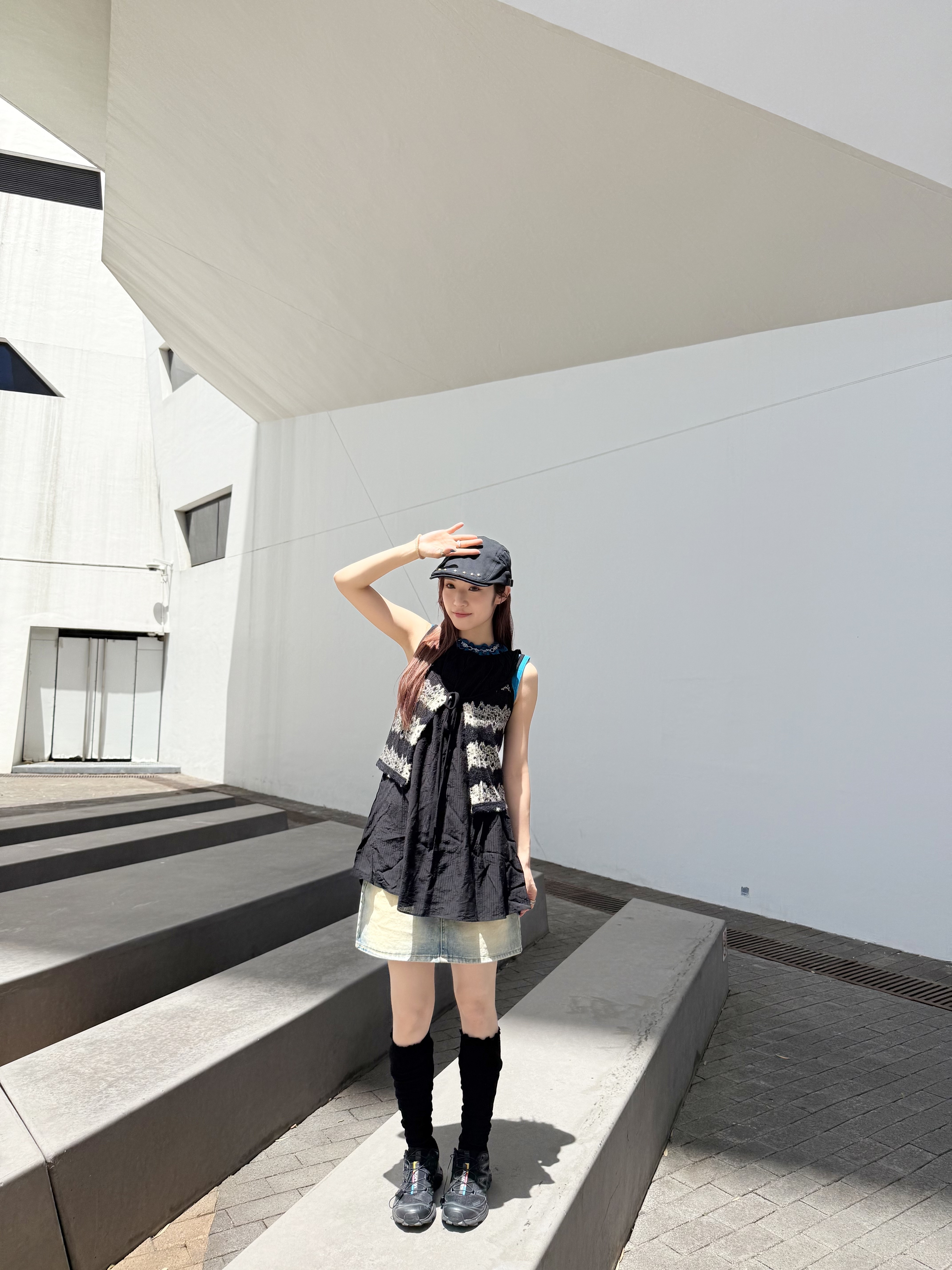 不太性感的靚色牛仔短Sk