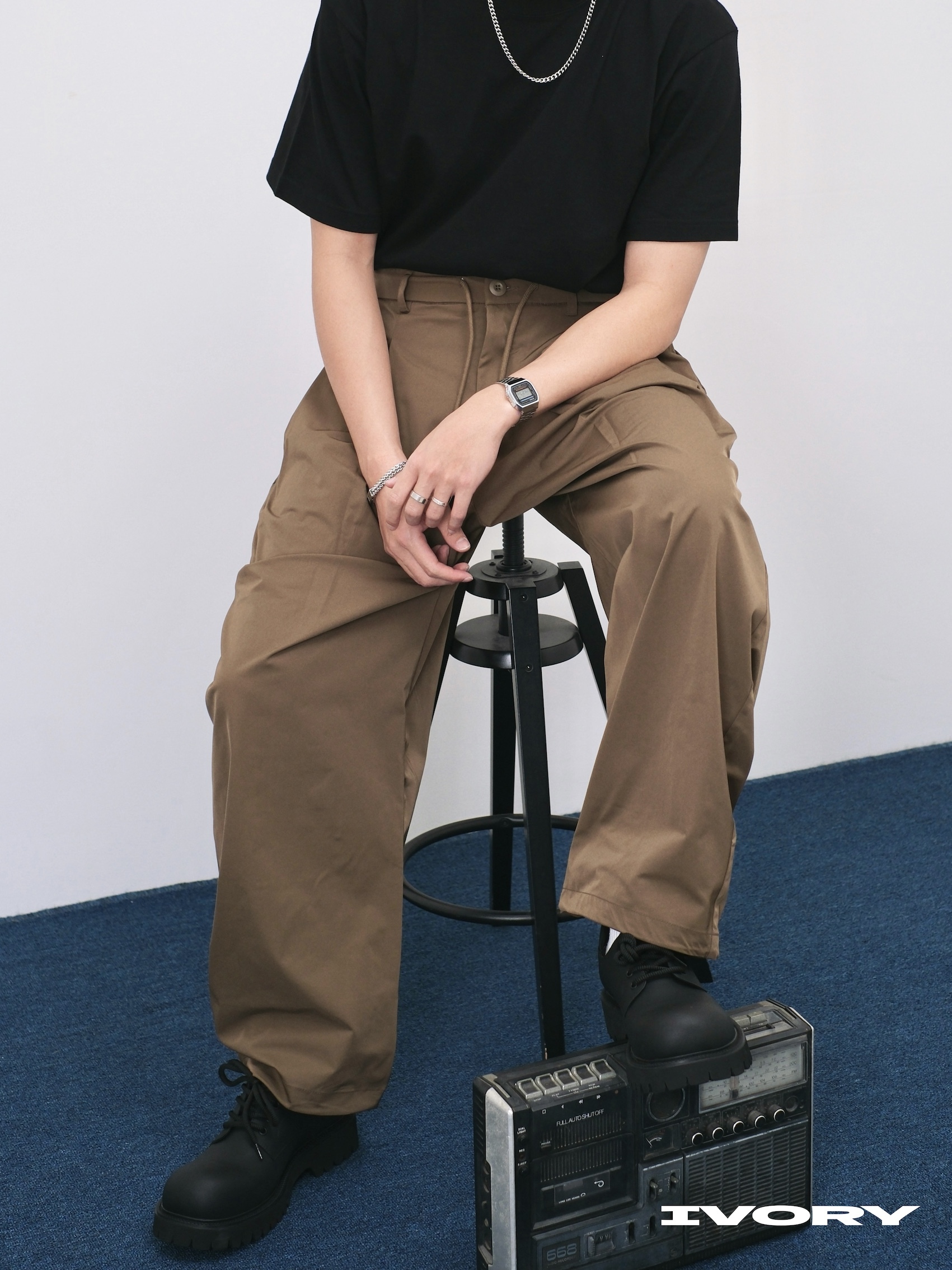 【現貨】IVORY Barrel Wide Leg Pants 寬鬆 雙摺 抽繩 繭型 長褲 二色【256002】