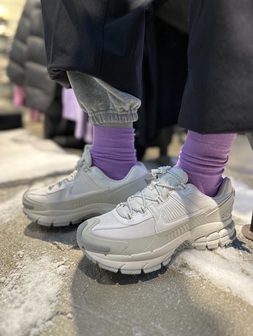 【預購】NIKE W ZOOM VOMERO ROAM 復古增高 骨白 HV6410100