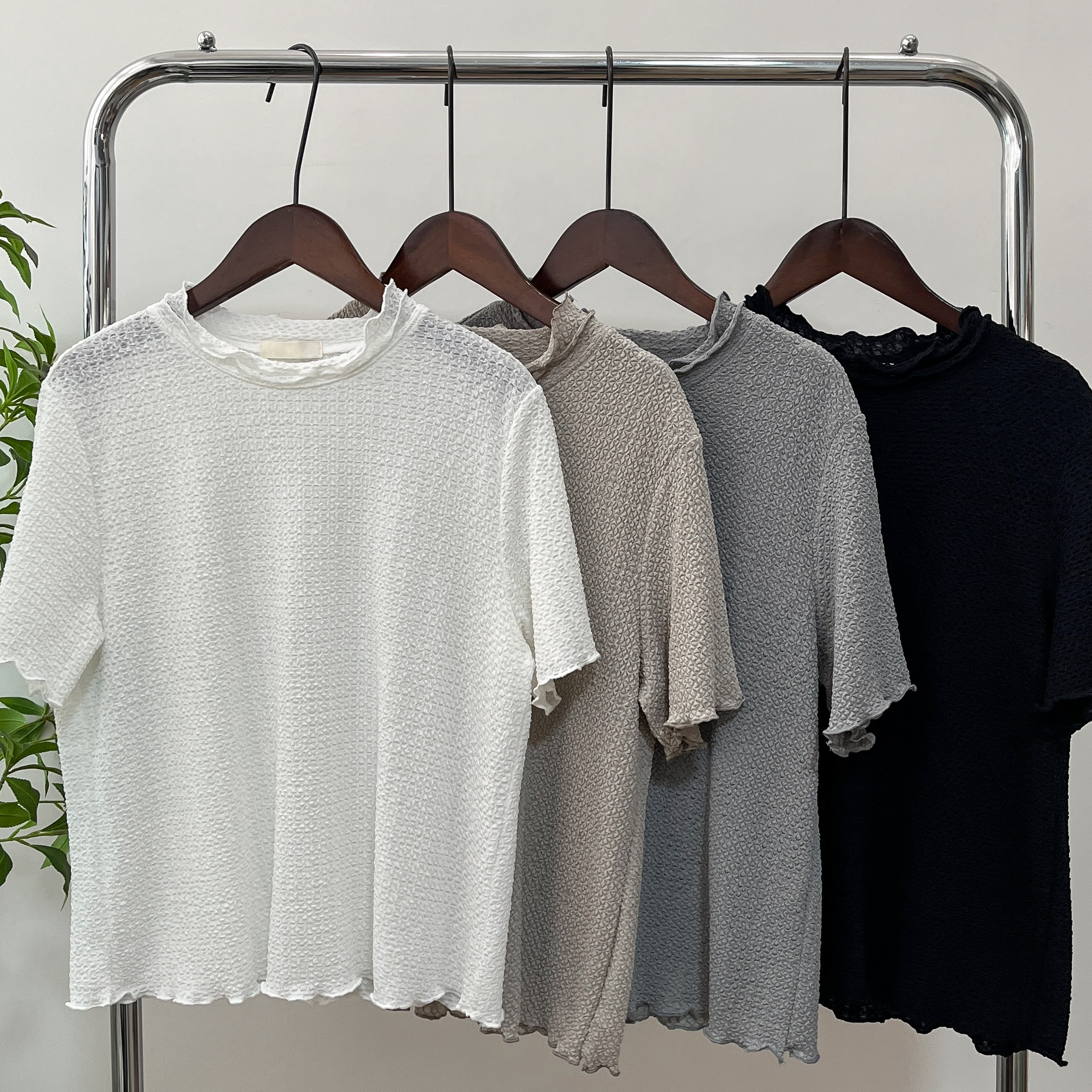 預訂| Double 領粒粒暗紋Top ( 四色入 )