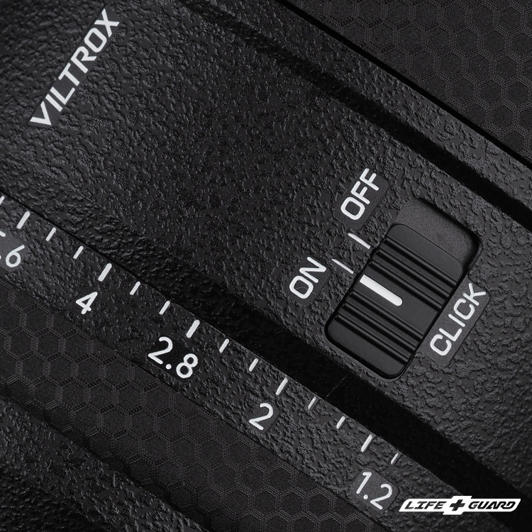 LIFE+GUARD 鏡頭貼膜安裝示意，適用 Viltrox AF 27mm F1.2 Pro