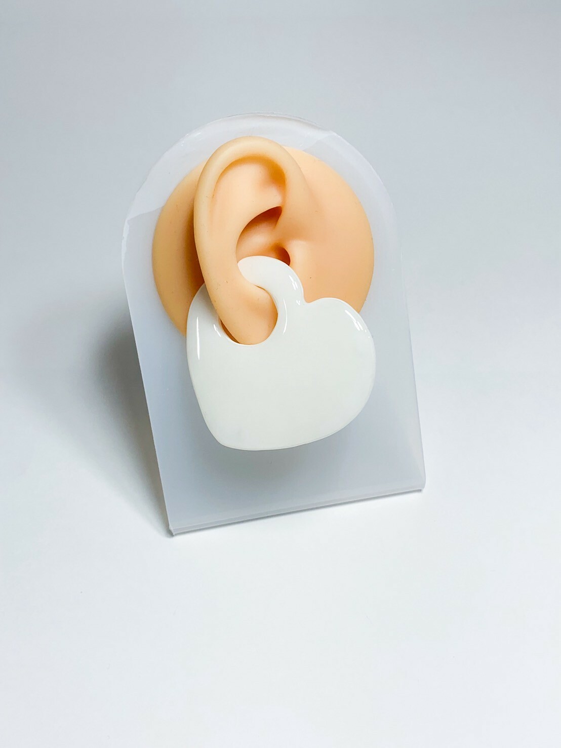 [key's room] 糖果系愛心耳骨夾 | NO.5