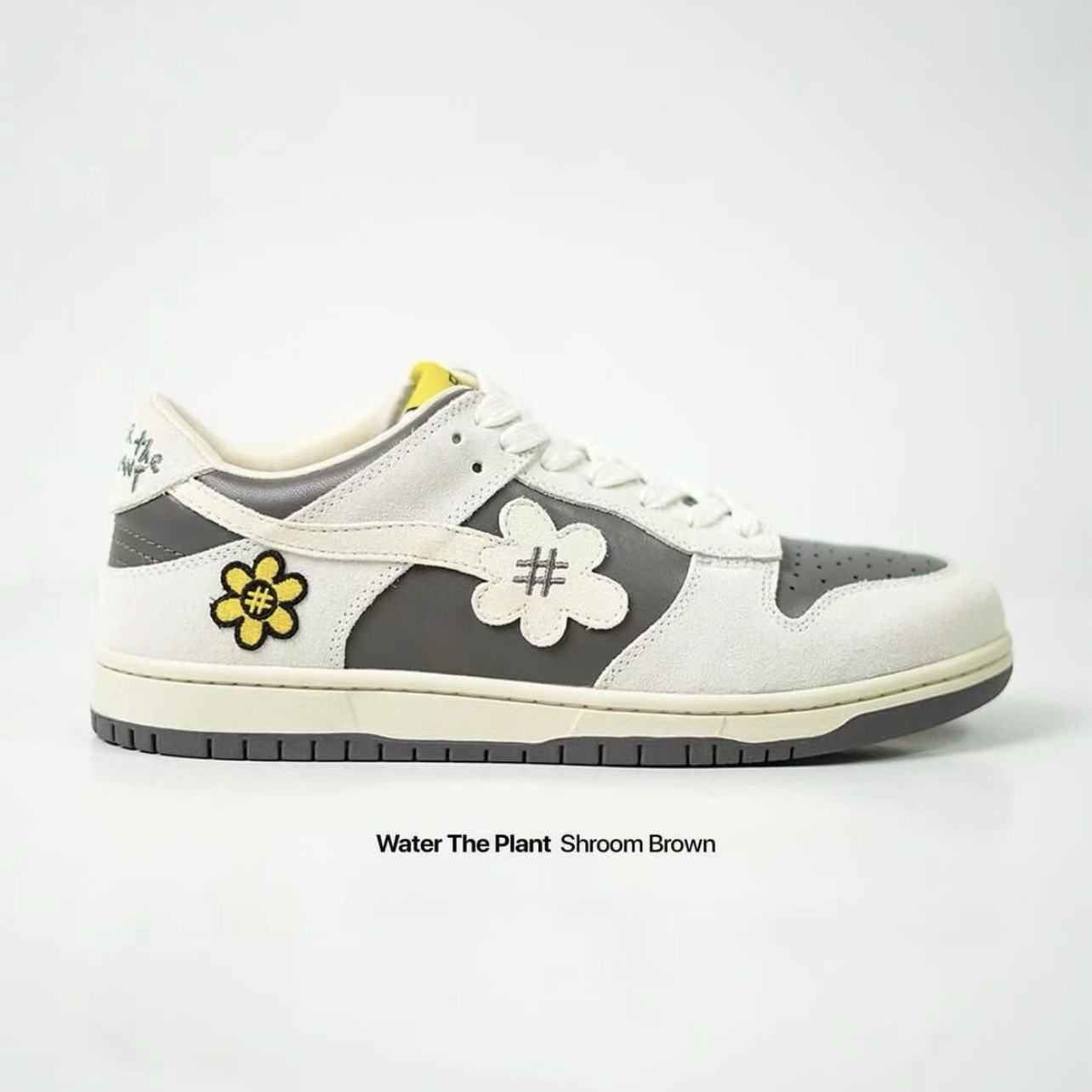 特價現貨 WATER THE PLANT Wtp Shroom Brown 熊貓反轉灰白 日本限定 刺繡 花花 小花鞋