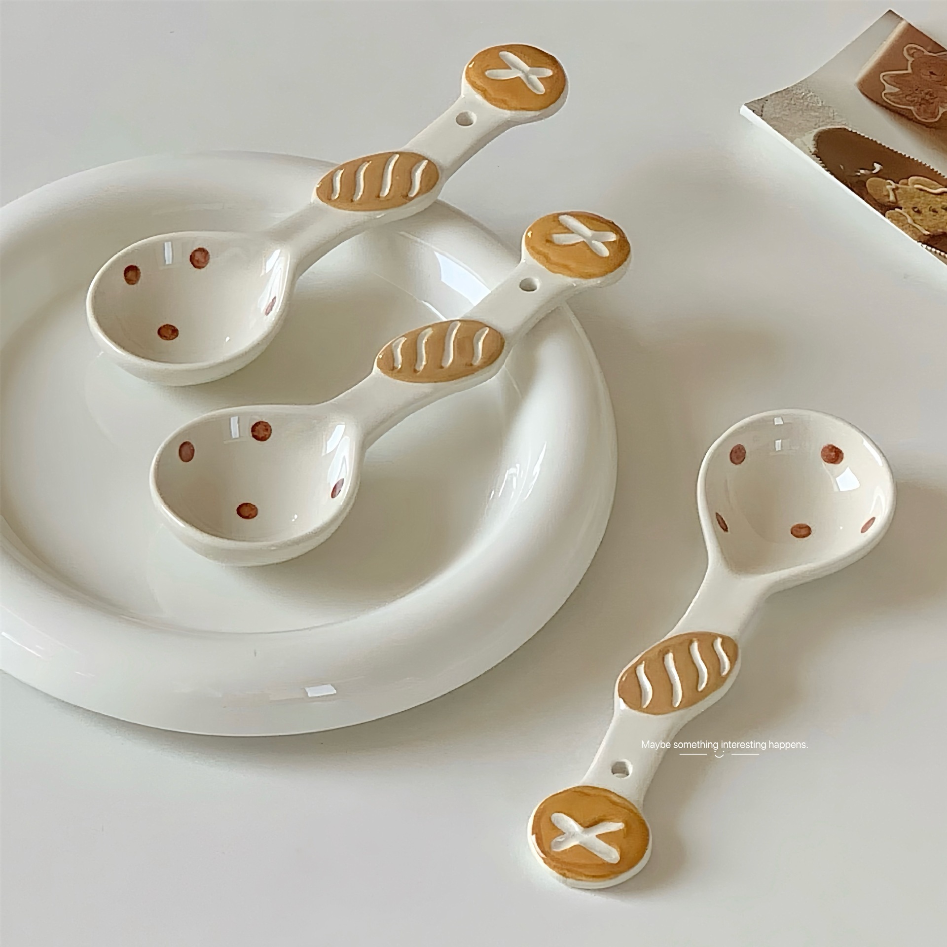 《5884》可愛波點麵包陶瓷湯匙