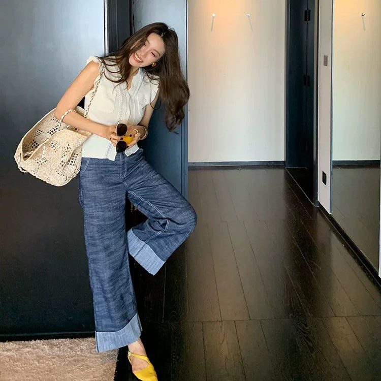 時髦女子褲管反摺造型牛仔直筒九分褲S-XL (Elegant & Love)