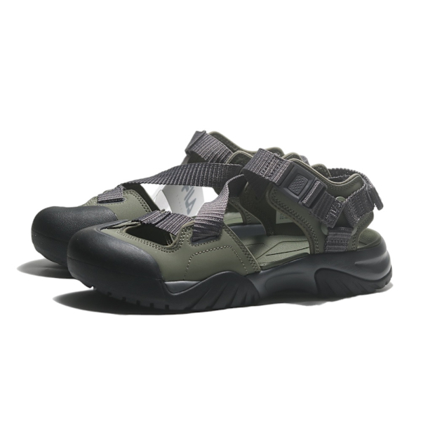 FILA 涼鞋 PEITO 軍綠 芭蕾風 護趾 運動涼鞋 4S137Z302