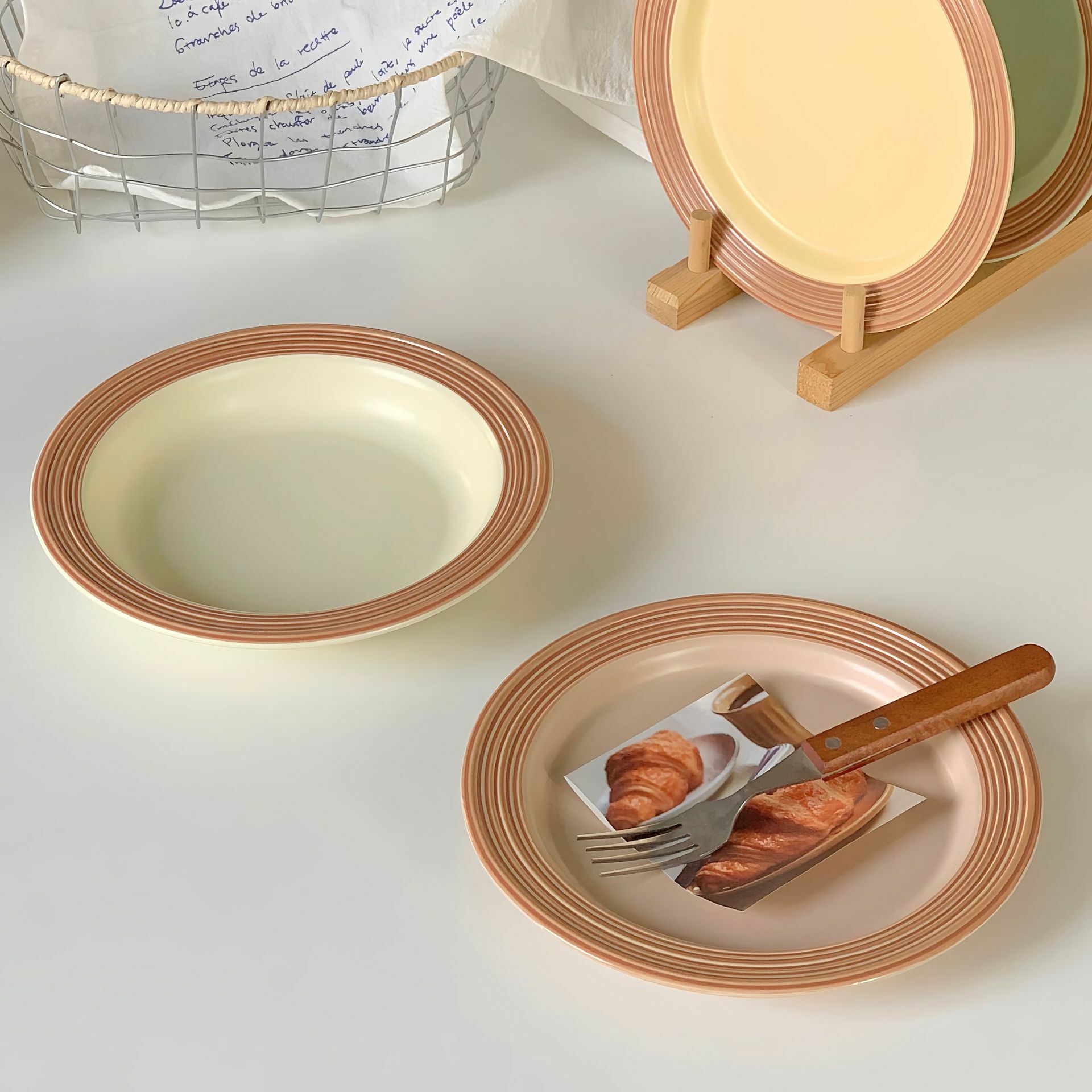 《5886》簡約霧面奶油風圓環邊陶瓷餐盤