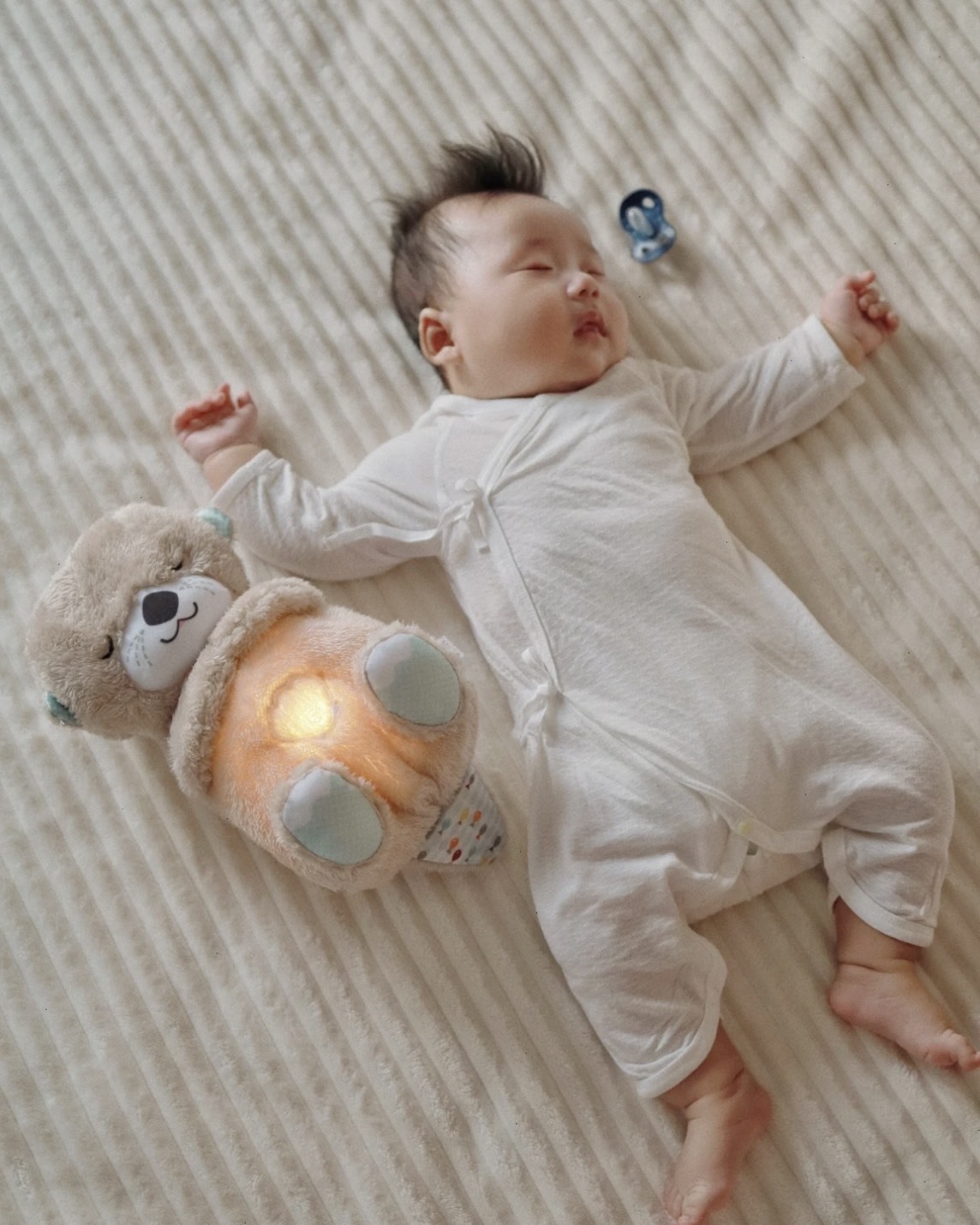 安撫玩偶 哄睡玩具 會呼吸發聲發光小水獺