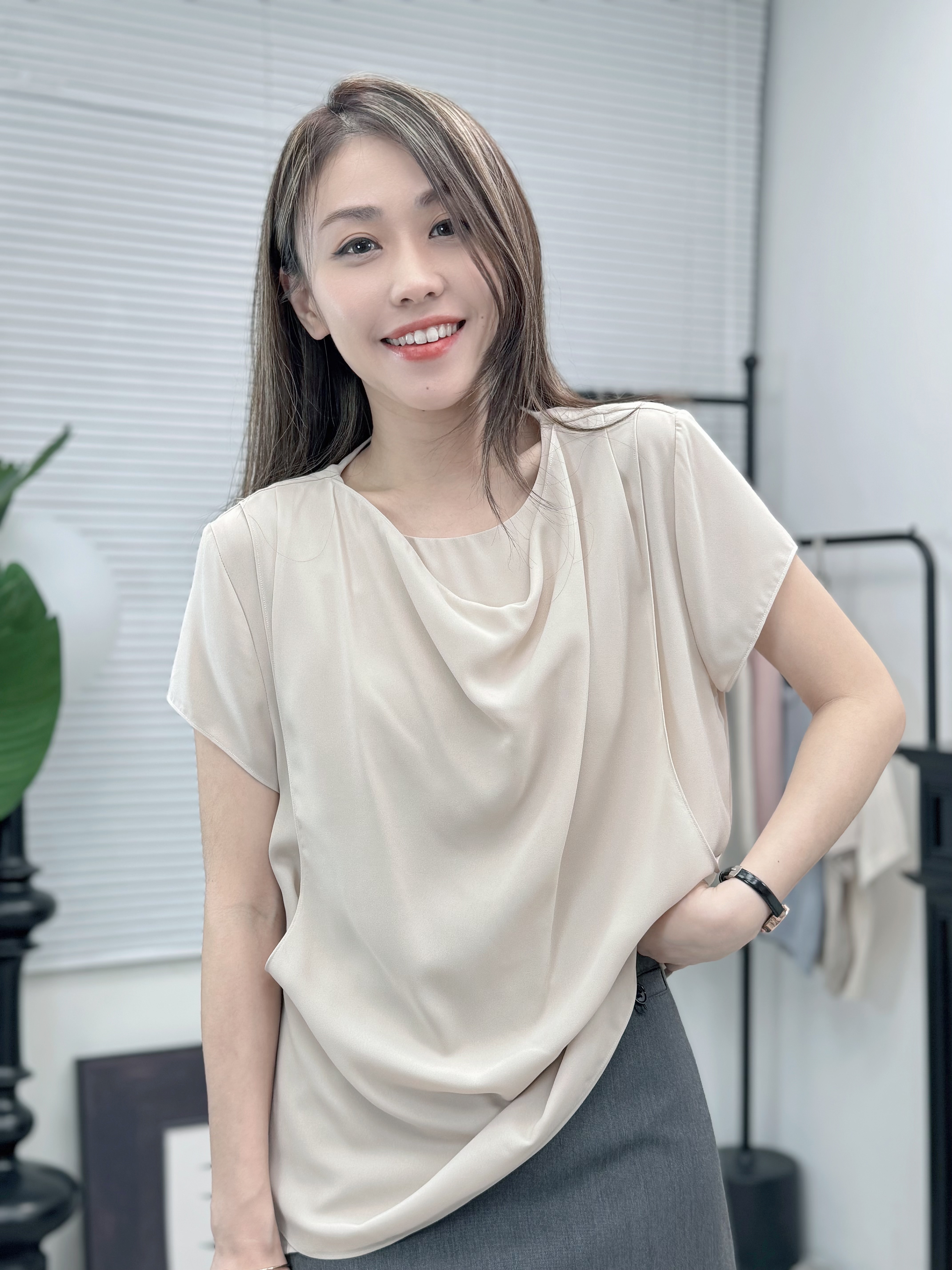 TOP#7180🤍Soft Blur Blouse