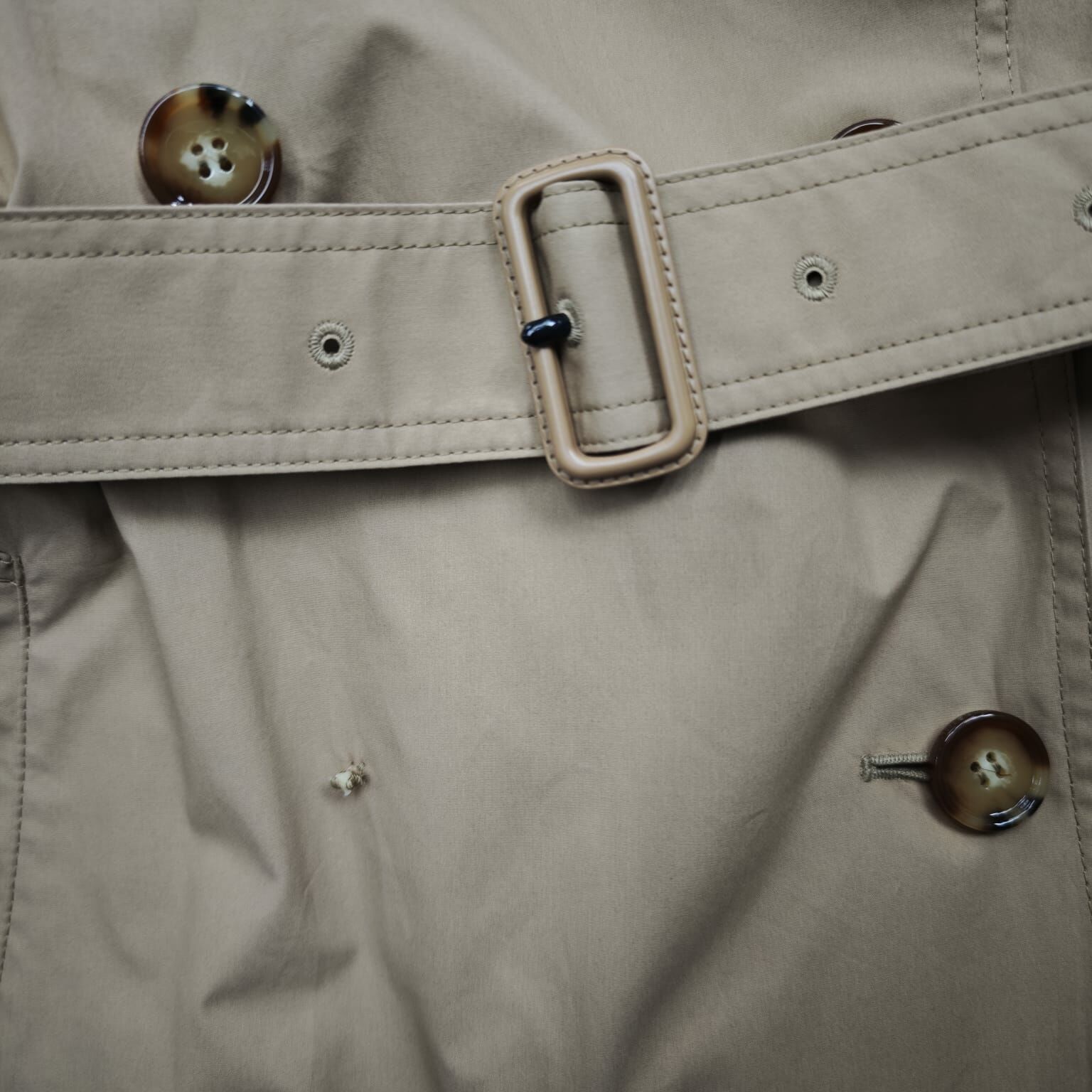 1BR0329-044 (Defect) BURBERRY Amberford Belted Trench Coat Beige #80922611 (C-EU-E)