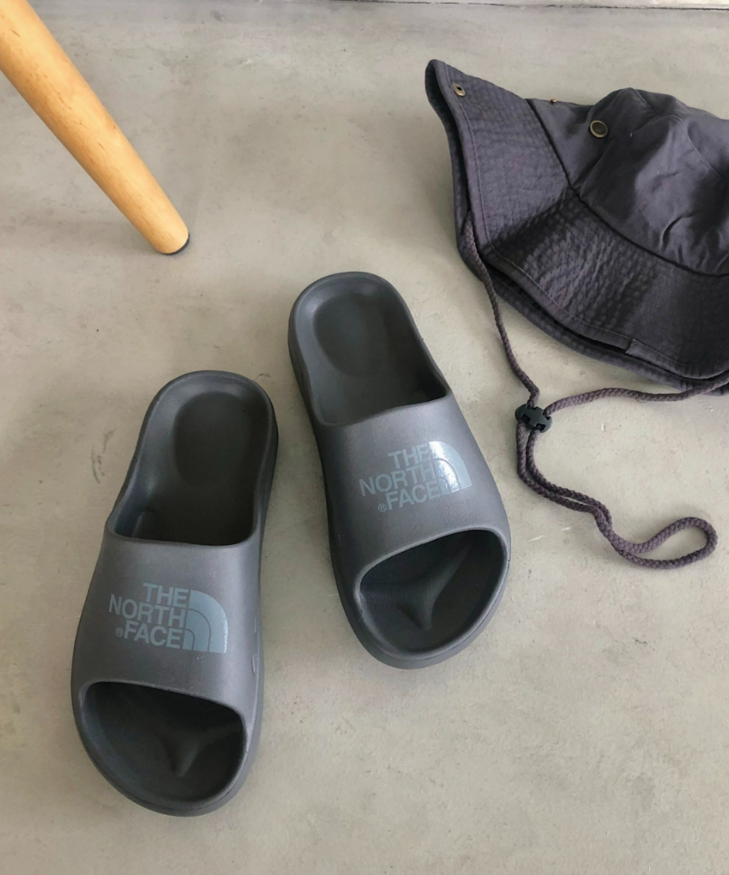 【現貨出清】韓國北臉 THE NORTH FACE 北臉 白標 防水拖鞋 質感灰 RECOVERY