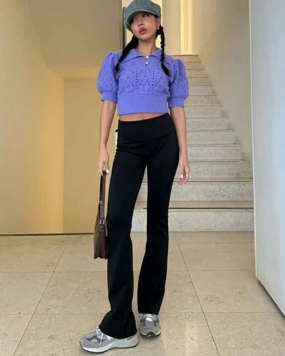 【收腹提臀的長腿彈力喇叭褲】（現貨）