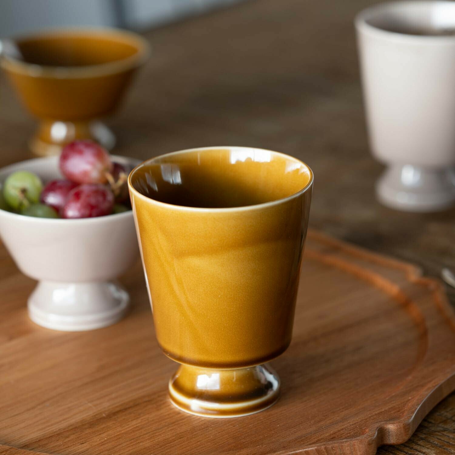 琥珀棕 美濃燒 低腳馬克杯｜日本小田陶器