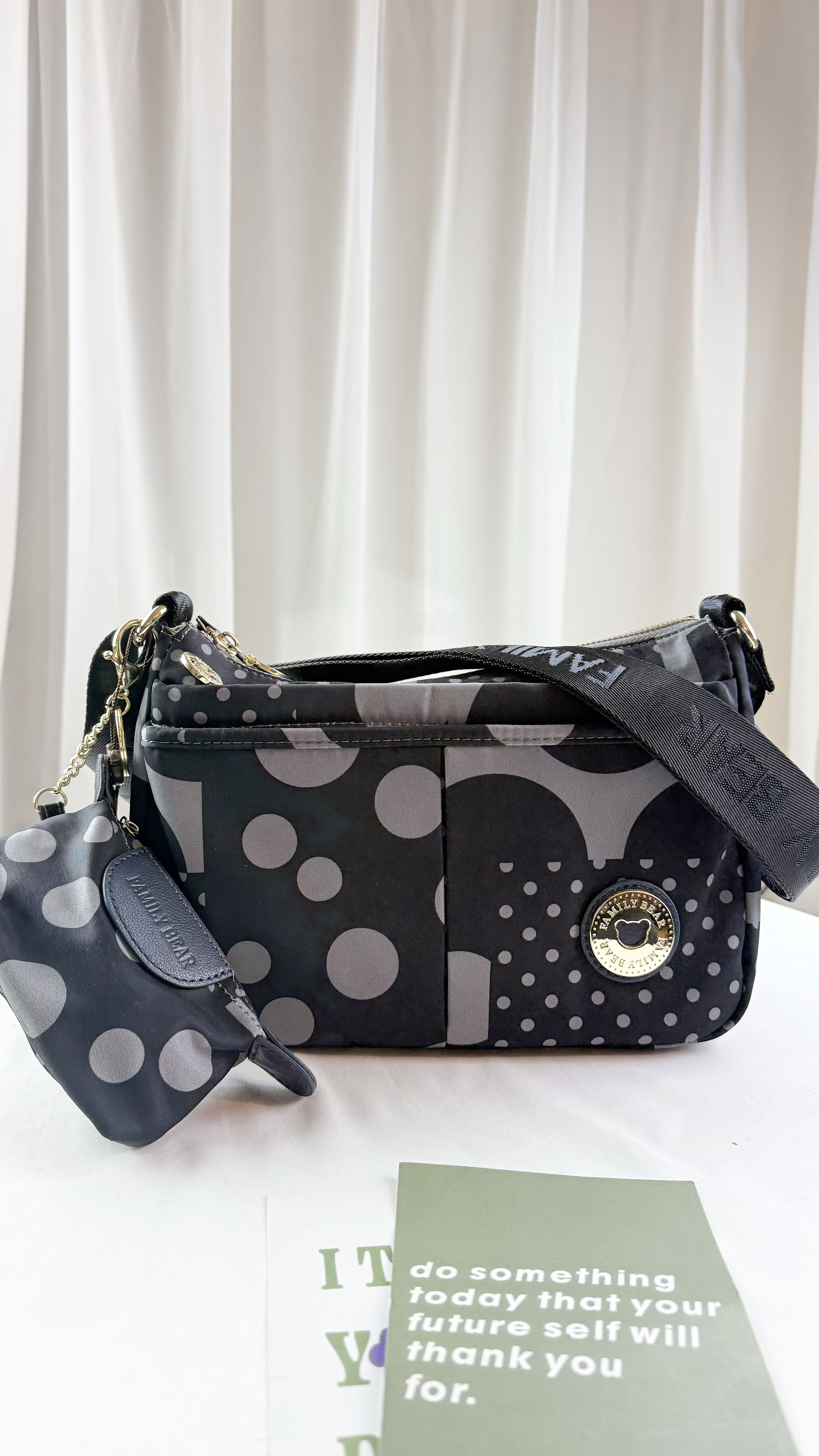 FamilyBear 灰點點防潑水側背包 附零錢包  #2746