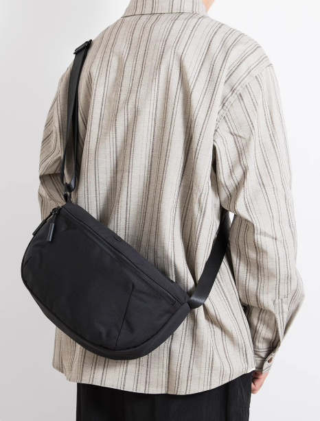 【黎陽】OP日系簡約休閒馬鞍包(黑、咖啡、綠、卡其) 日常/工裝/休閒/街頭潮流 70CST1048