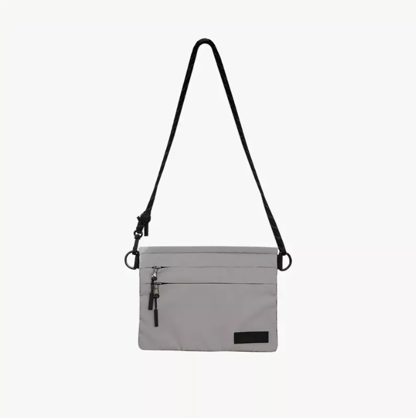 【KPLUS】多功能隨身小包 / 反光銀