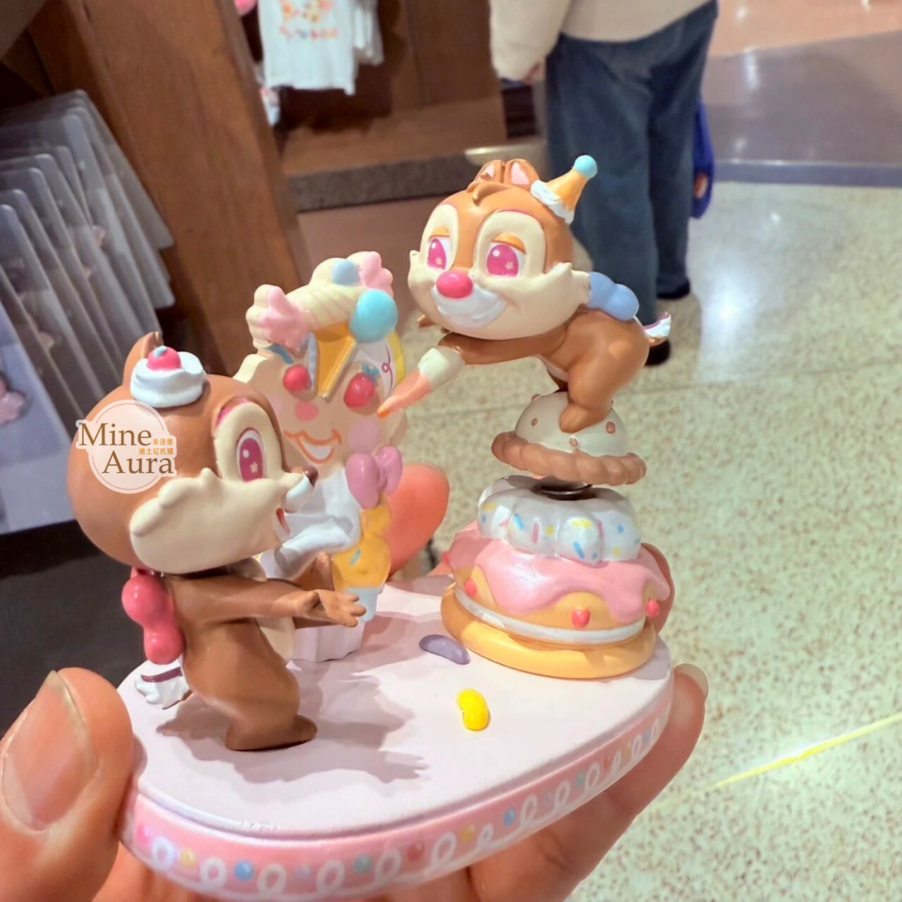 奇奇蒂蒂 Chip 'n Dale 棉花糖系列 造型 搖頭設計 擺飾品 -上海迪士尼樂園