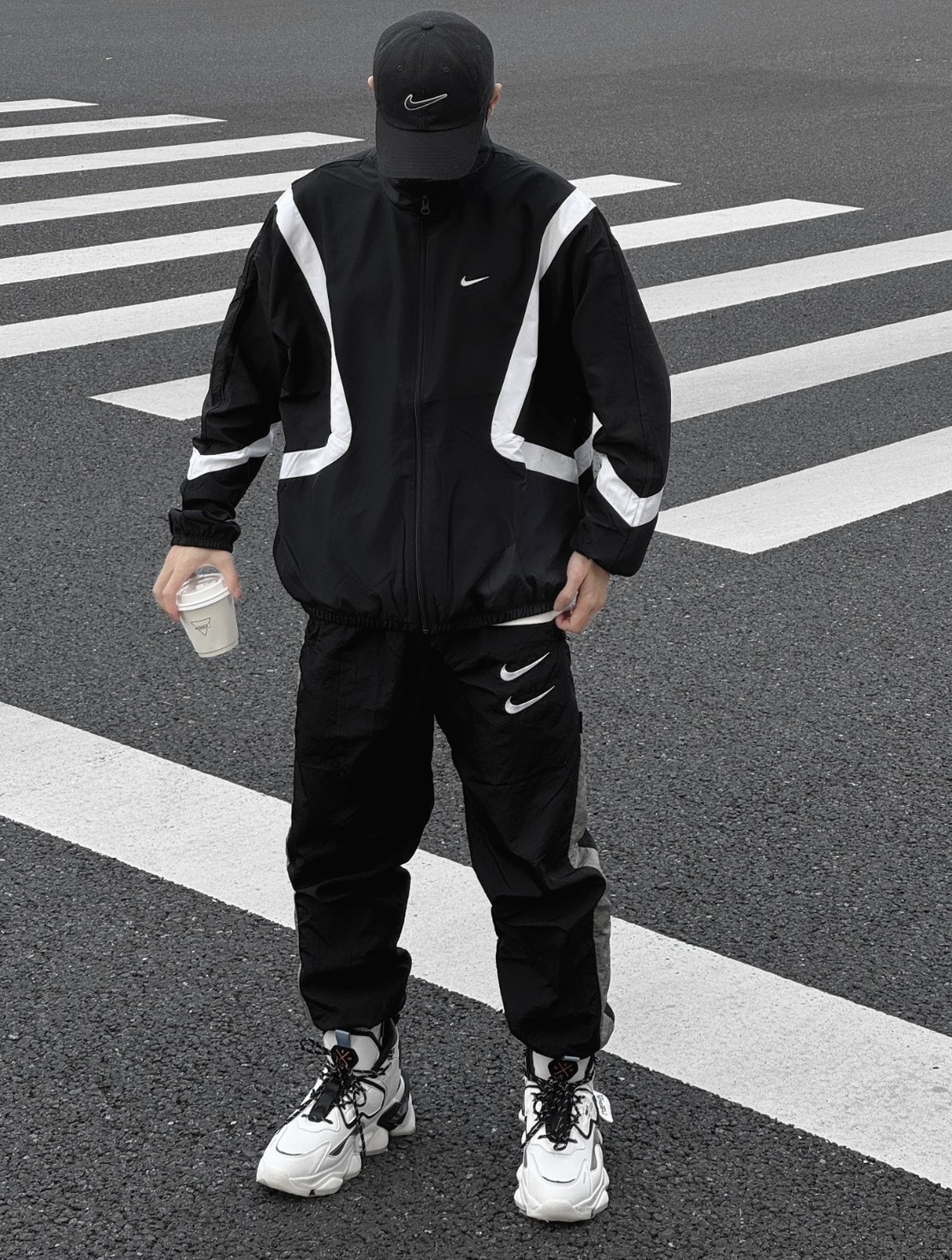 <補貨限量特價>Nike Icon logo 立領拉鍊 長袖 黑色 夾克 外套 FZ0249010