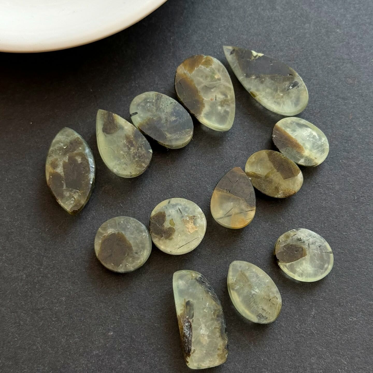 [原石] 葡萄石 水晶蛋面 水晶墜面