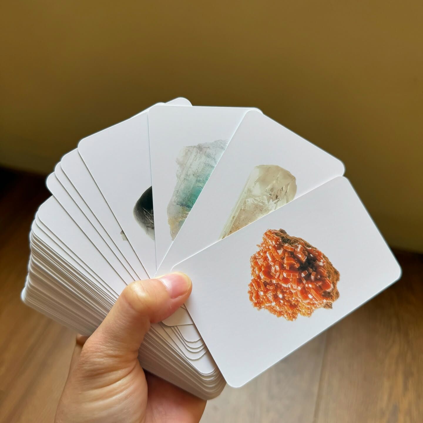 [原石] 水晶療癒牌卡 英文版