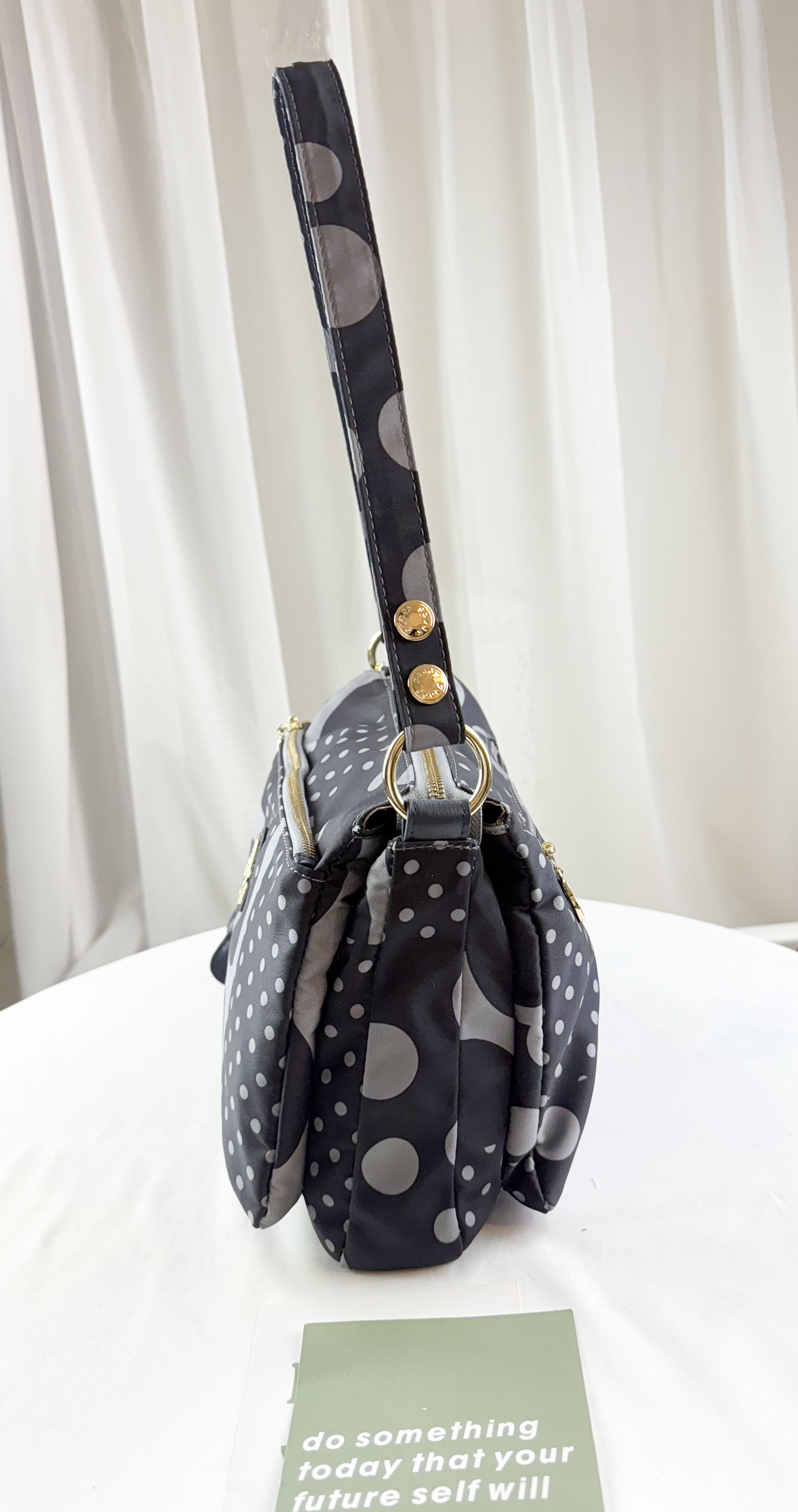 FamilyBear 灰點點防潑水肩背包 / 側背包 #29259