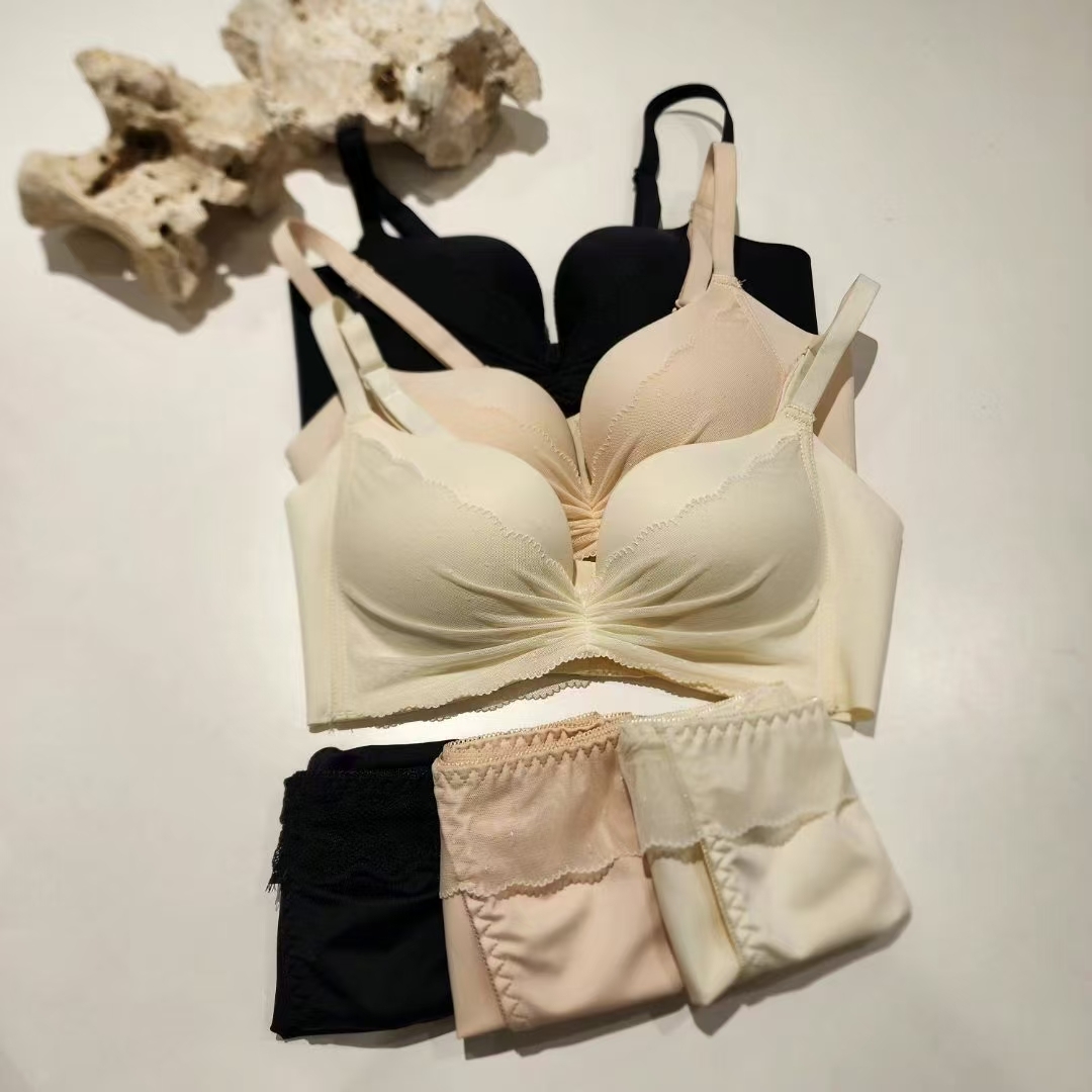 FL4232 小暗紋設計內衣套裝