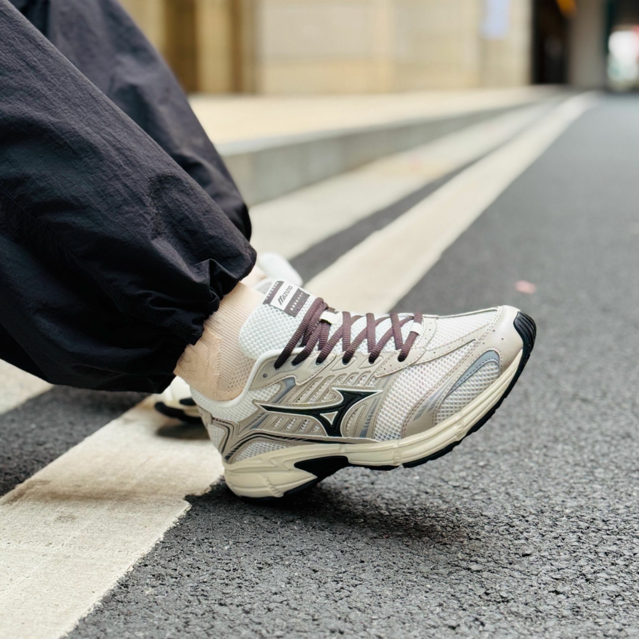 NICEDAY 現貨 Mizuno Speed 2010 卡其 淺棕色 提拉米蘇 米白 米色 復古 D1GH251705