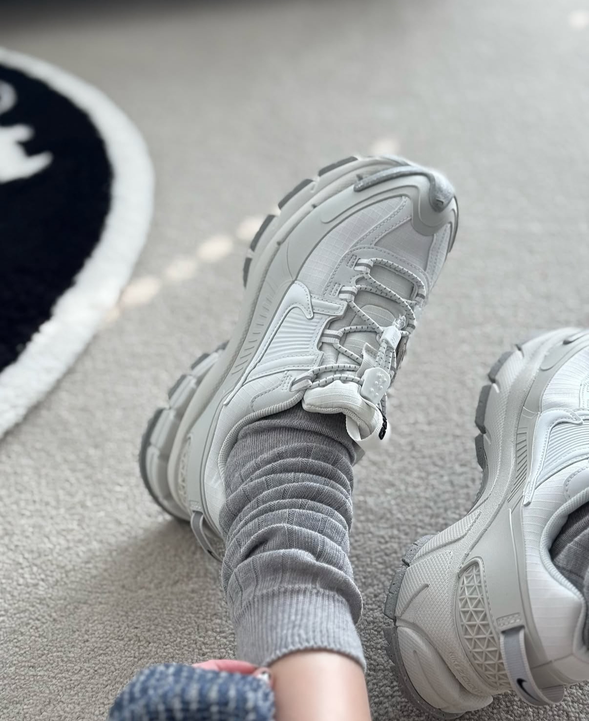 Nike Zoom Vomero Roam 灰白色 防潑水 抽繩 復古 登山鞋 慢跑鞋 老爹鞋 女鞋 HV6410-100/預購