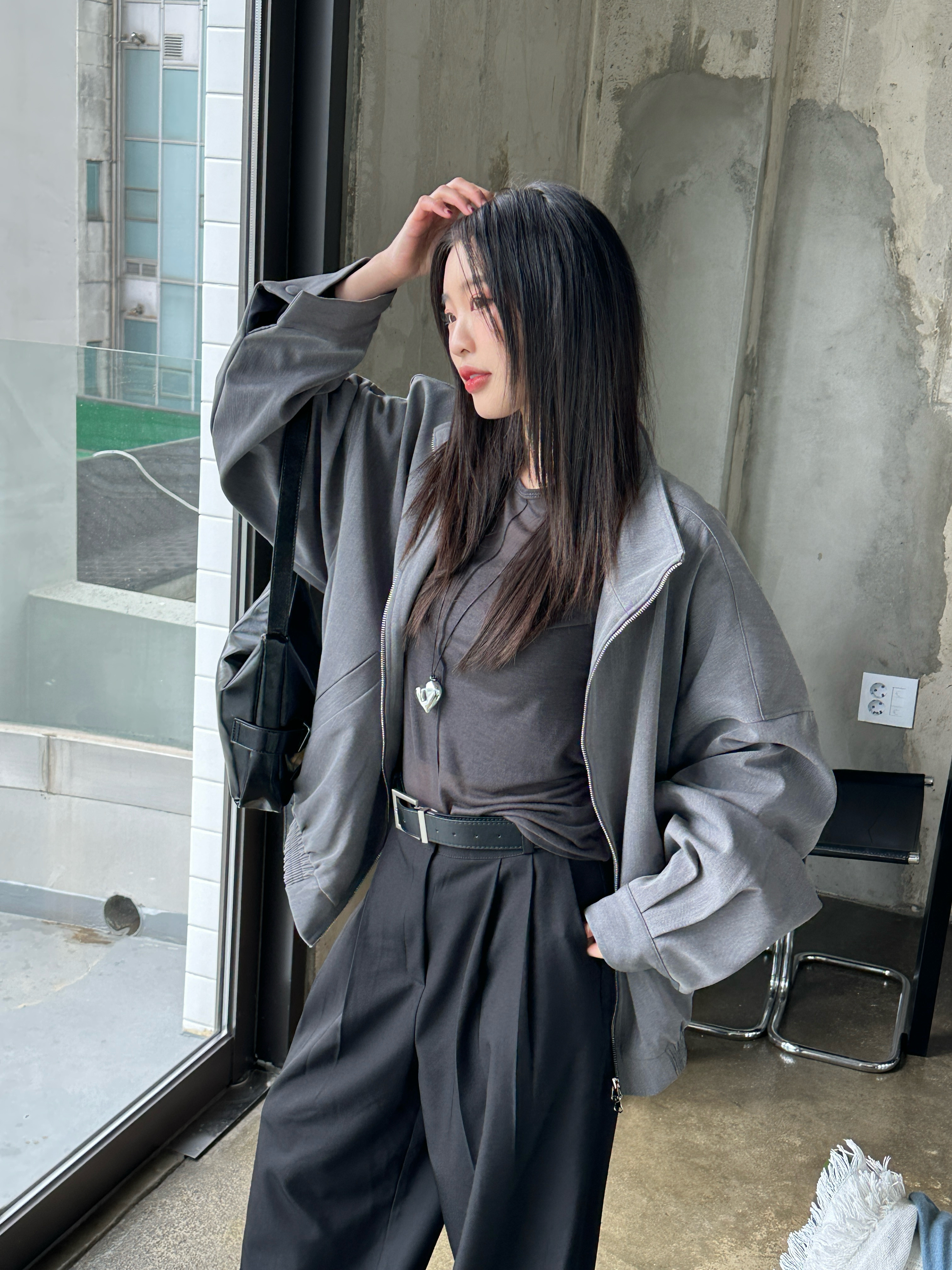 【現貨】K25 高磅數質感拉鍊外套 (灰)