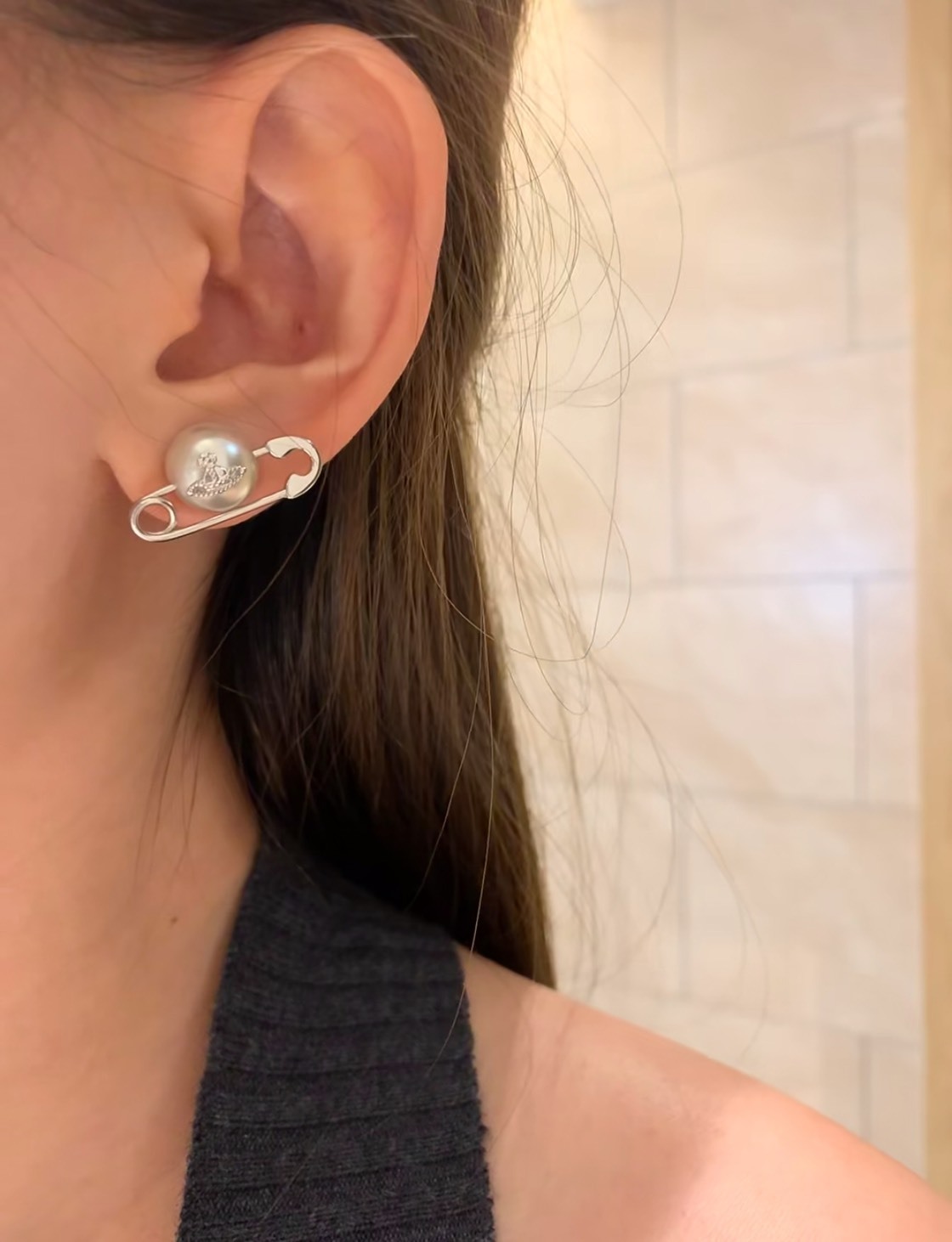 Vivienne Westwood 🪐 別針珍珠耳環