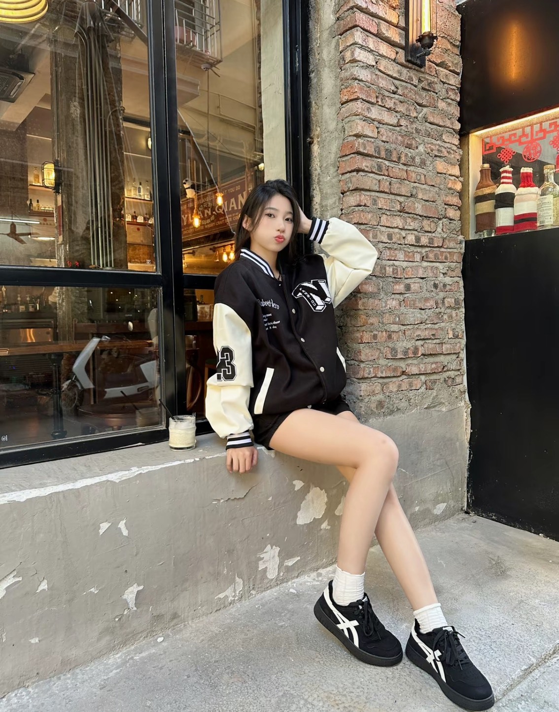 Asics Japan L Pro 黑色防滑保暖低幫板鞋（男女同款）