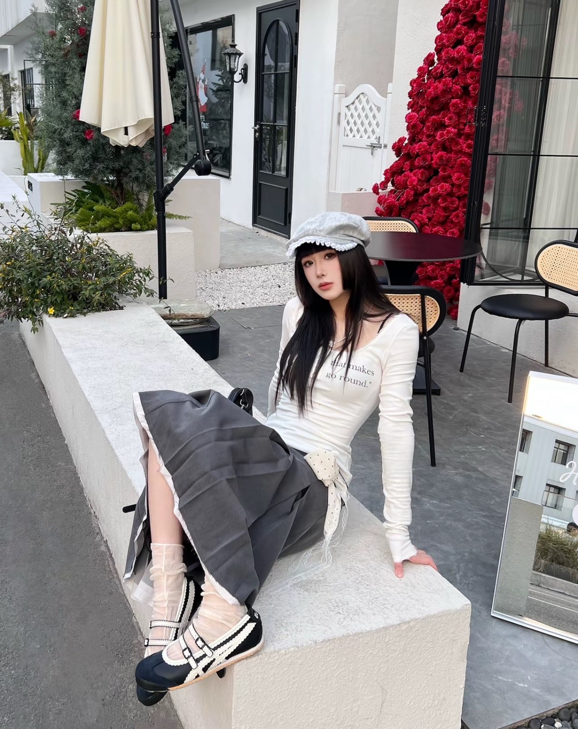 Onitsuka Tiger MEXICO 66 TGRS 黑白時尚低幫休閒鞋（女款）