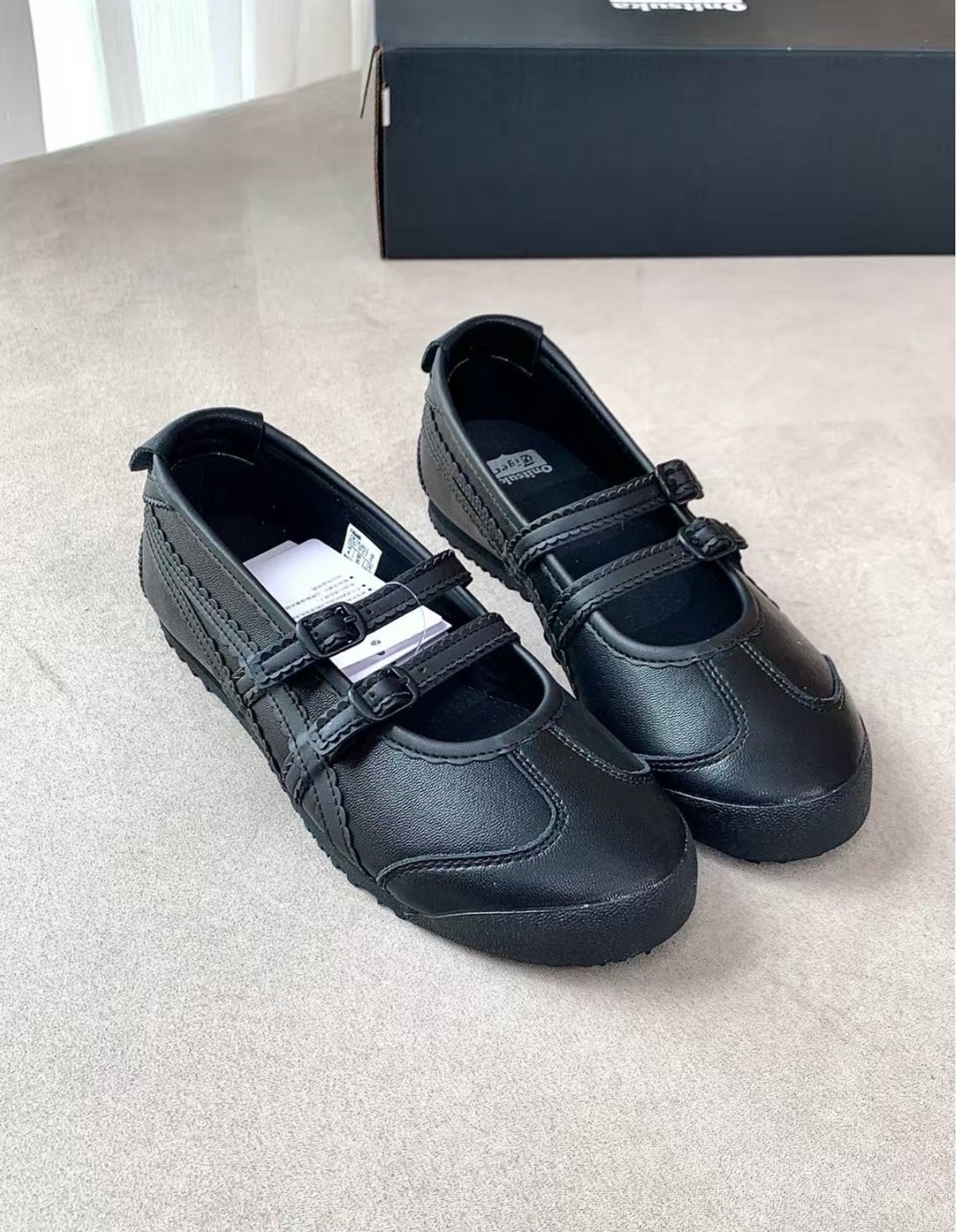 Onitsuka Tiger MEXICO 66 TGRS 黑色百搭低幫休閒鞋（女款）