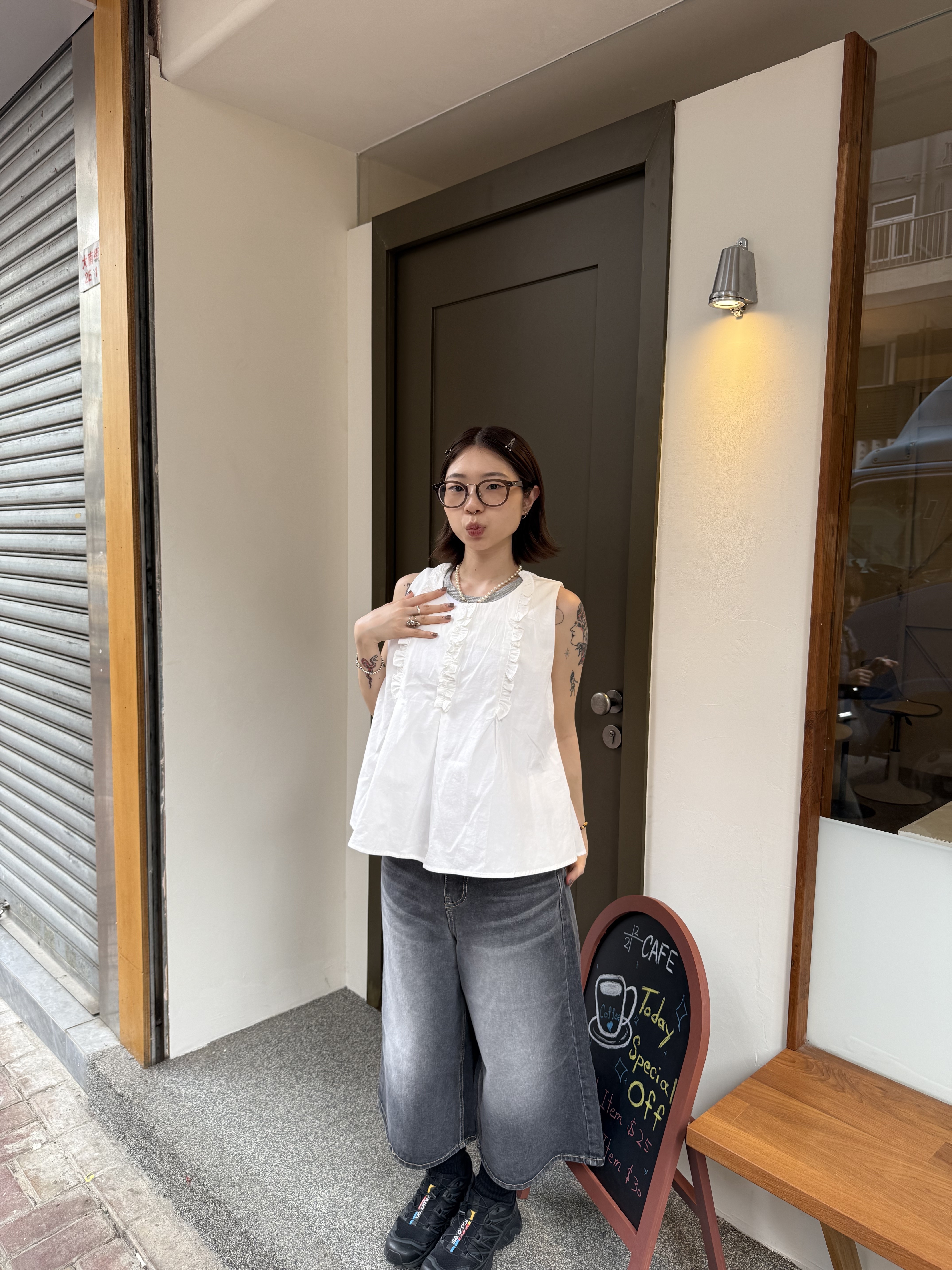 氣質感直RUFFLE小傘背心