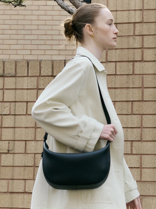 【DE MERIEL】 Elise Hobo Bag Small★送料・関税込★★追跡付★ MUSINSA公式 | DEMERIEL Elise Hobo Bag Small Black