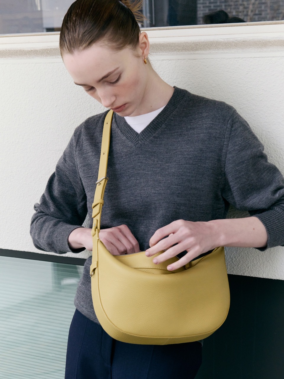 ★DE MERIEL★ Elise Hobo Bag Small Butter Beige ELISE Demeriel Elise Hobo Bag Small