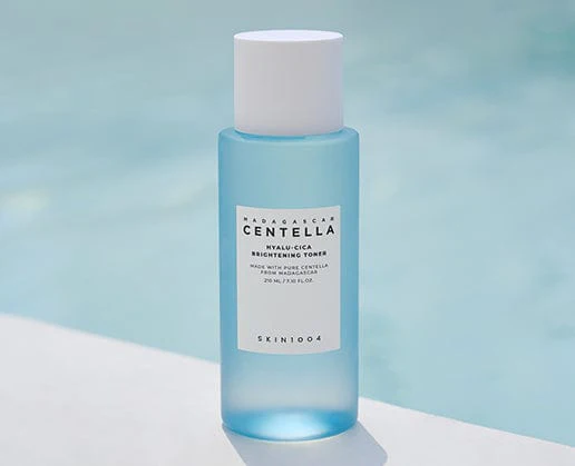 SKIN1004 積雪草玻尿酸爽膚水 210ml