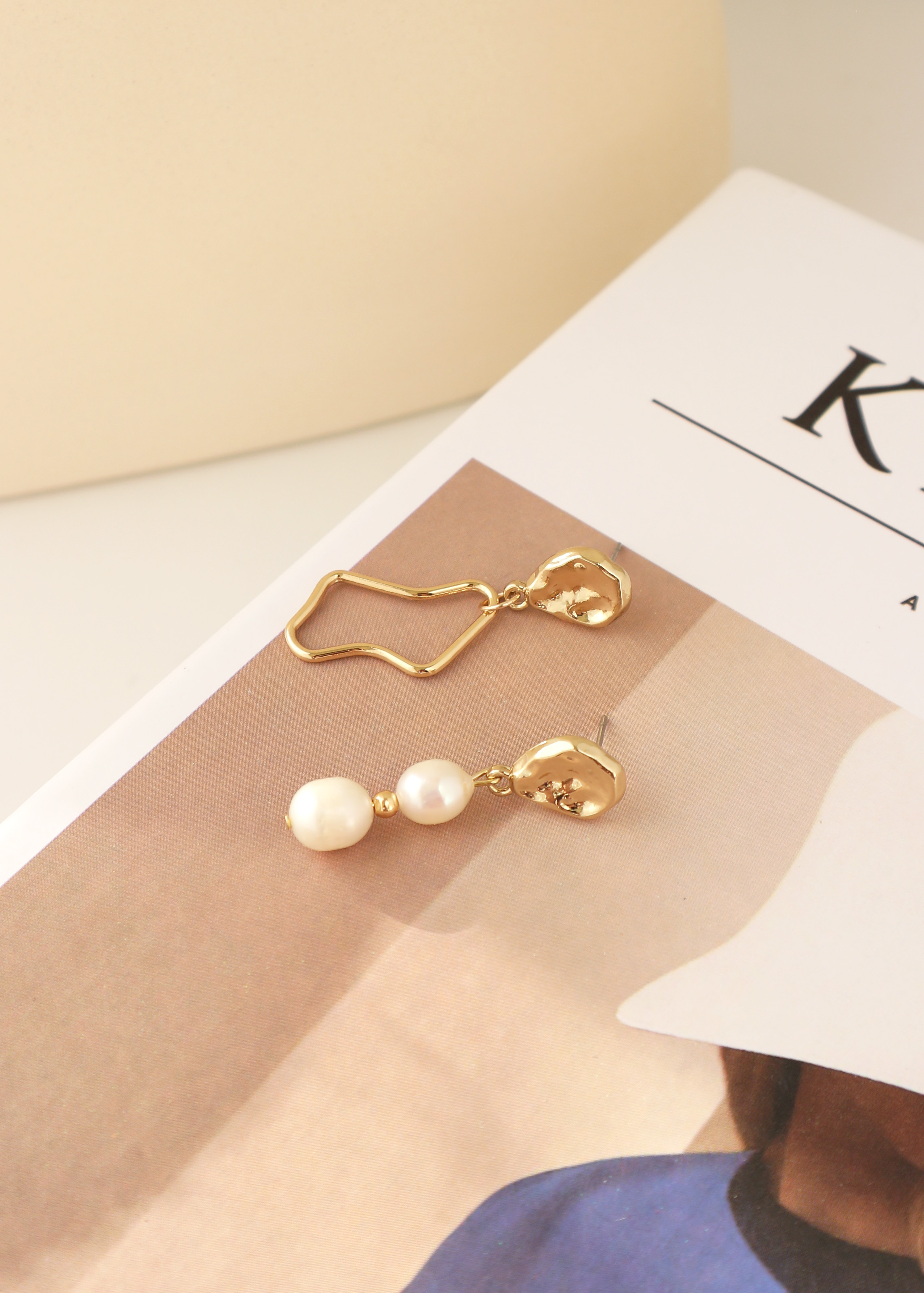 Bertha 珍珠耳環